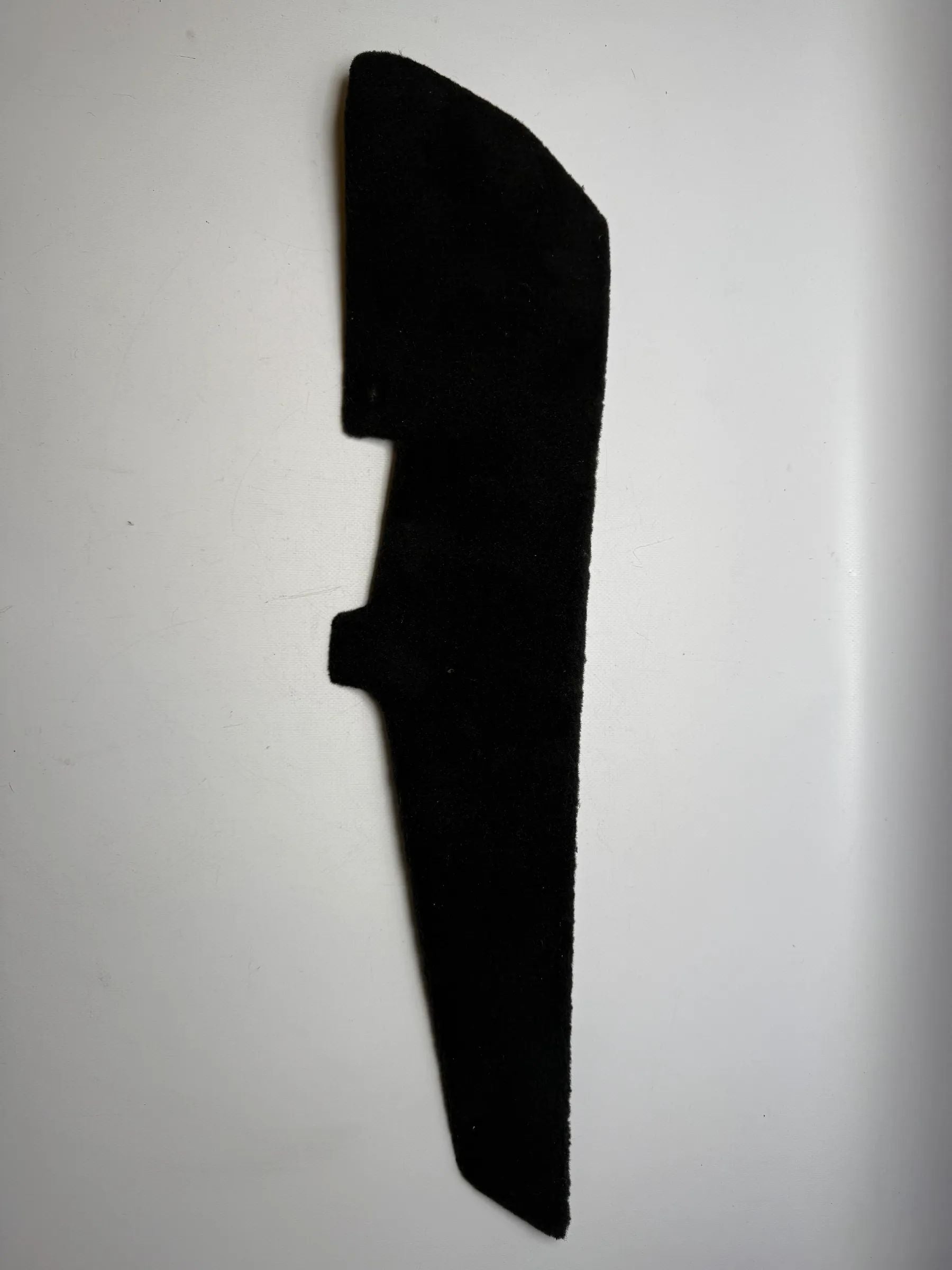 Oryginalna osłona konsoli środkowej dywanik prawy BMW 5er E39 8159692