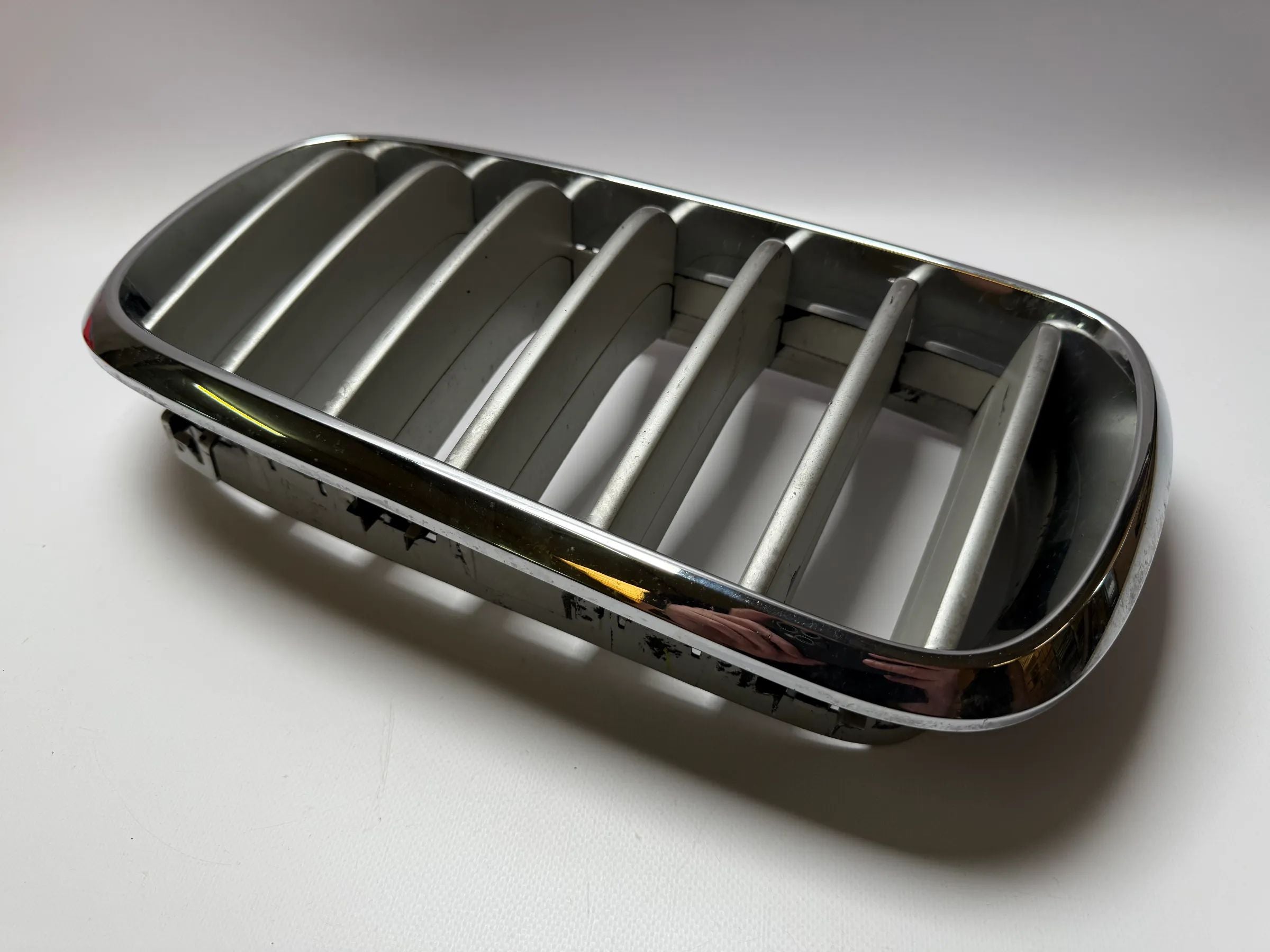 Orijinal BMW X5 F15 F16 Ön Izgara Sağ 7316076