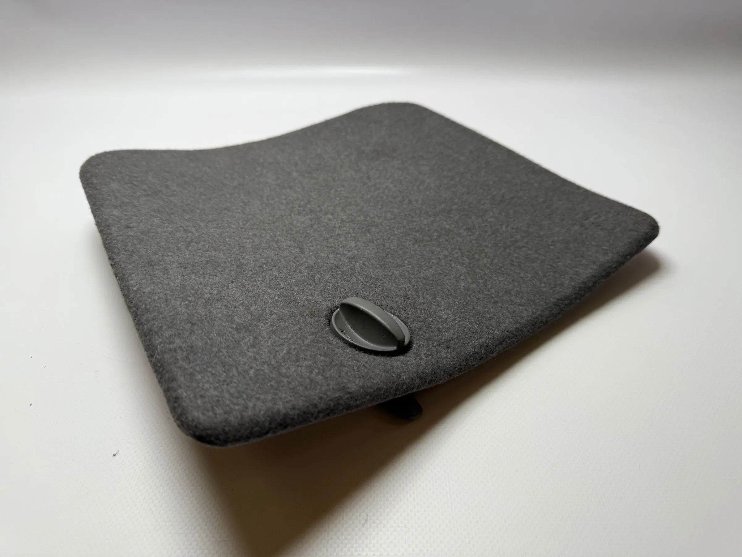 Orijinal Mazda 6 Bagaj Kapağı / Sol Yan Kaplama GJ6J688V1