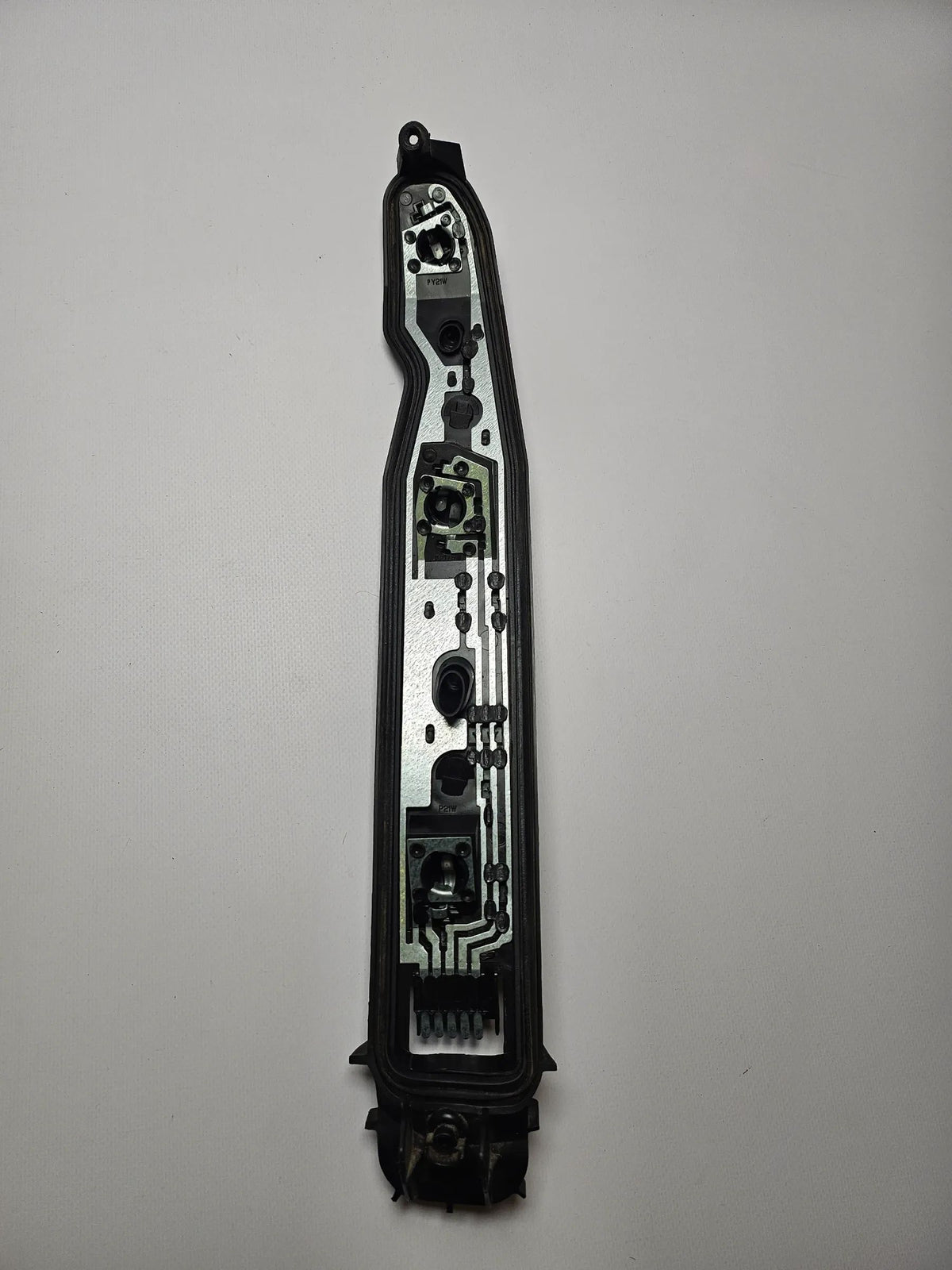 originele OPEL CORSA C F08 Lampendrager voor rechter achterlicht 89307501