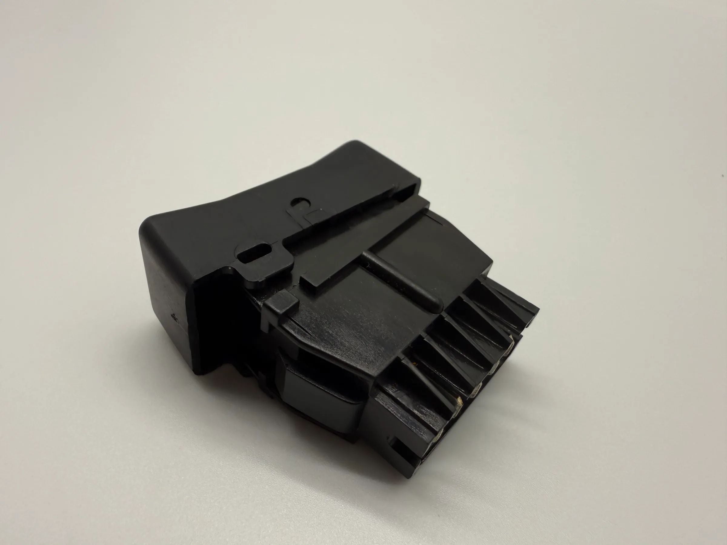 Oryginalny przełącznik świateł Renault R21 przycisk Blindknopf DAV 7700794673