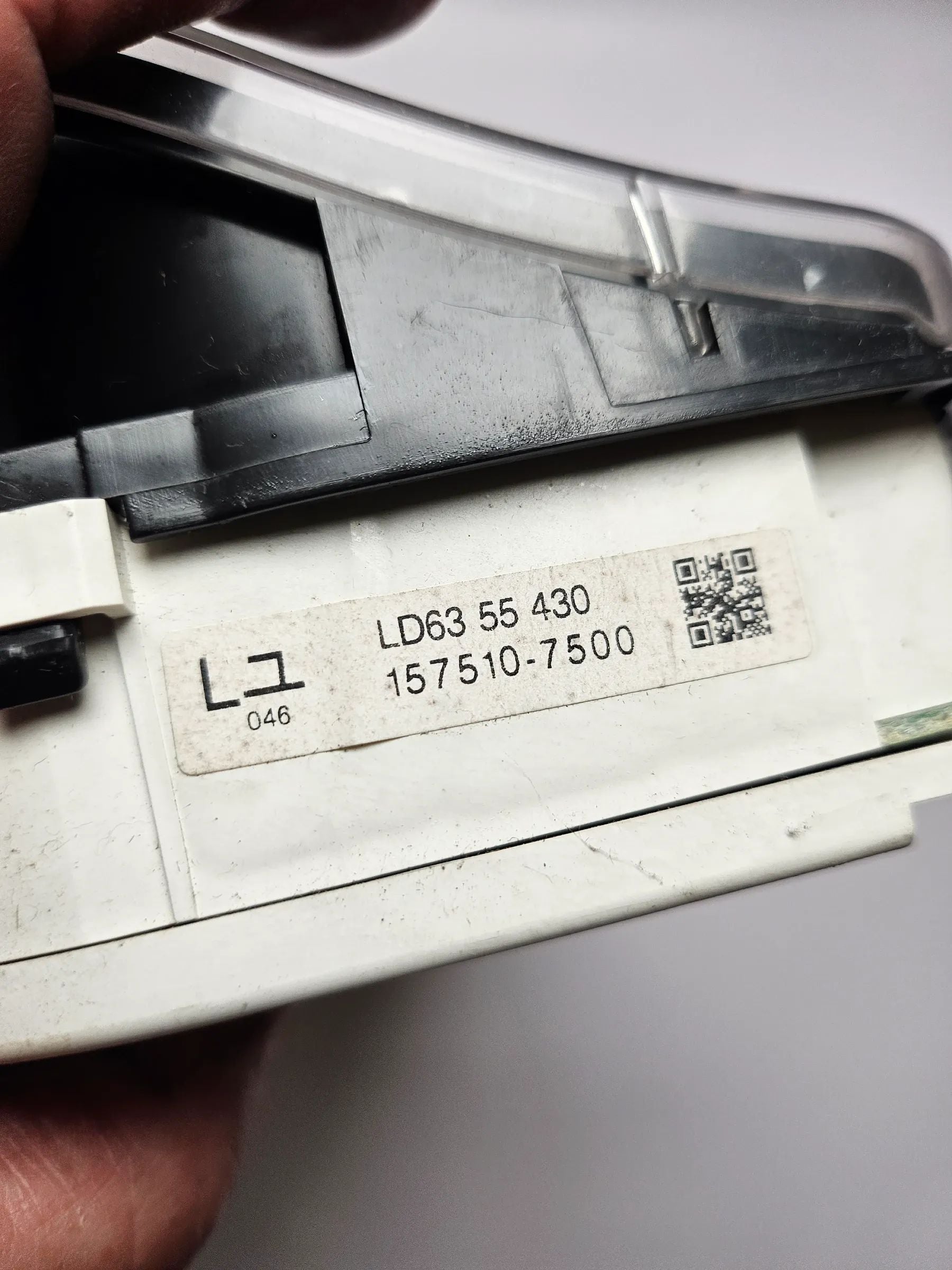 Originele MAZDA MPV II 2,0DI 136Pk Tacho Kombiinstrument LD6355430 157510-7500