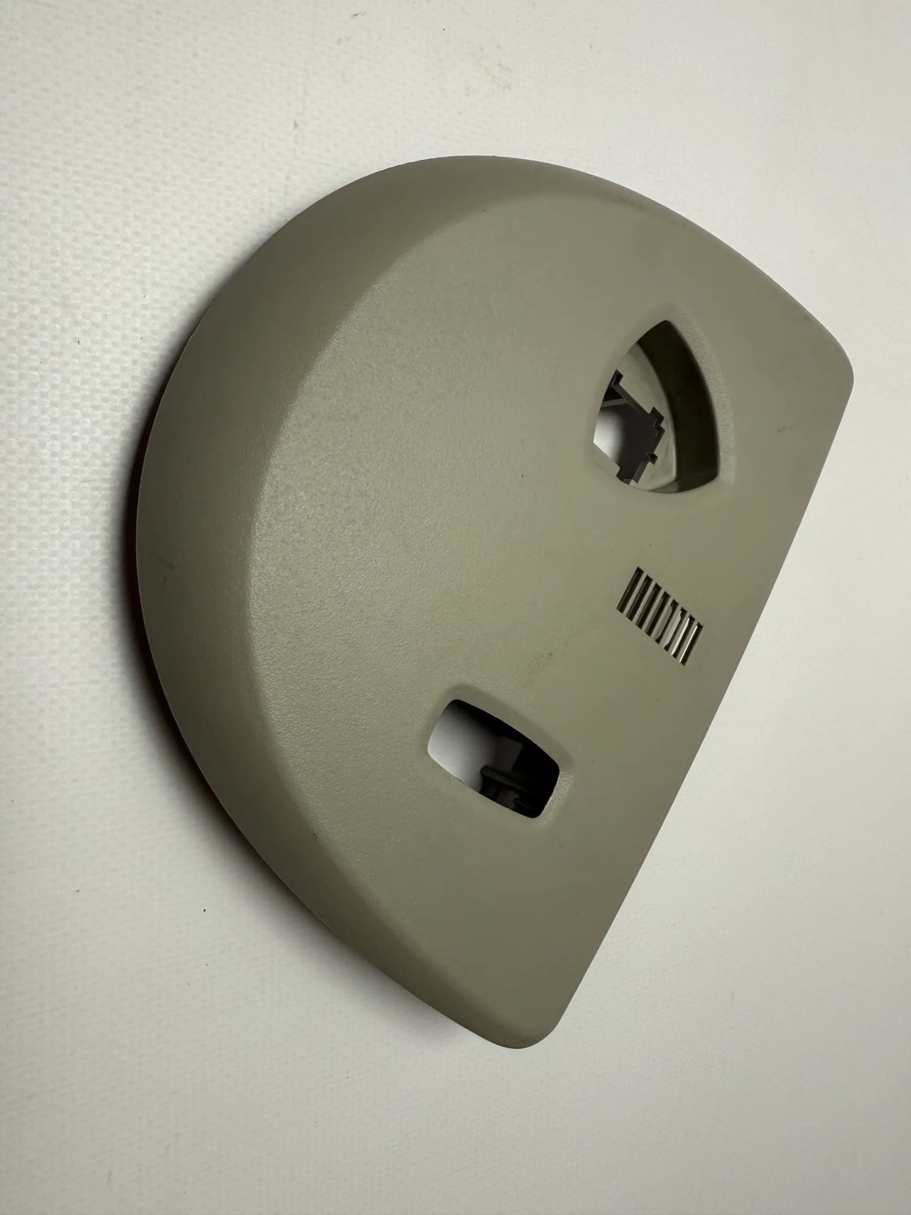 Оригинальная накладка переключателя аварийной сигнализации RENAULT ESPACE IV 156013590 / 156012680