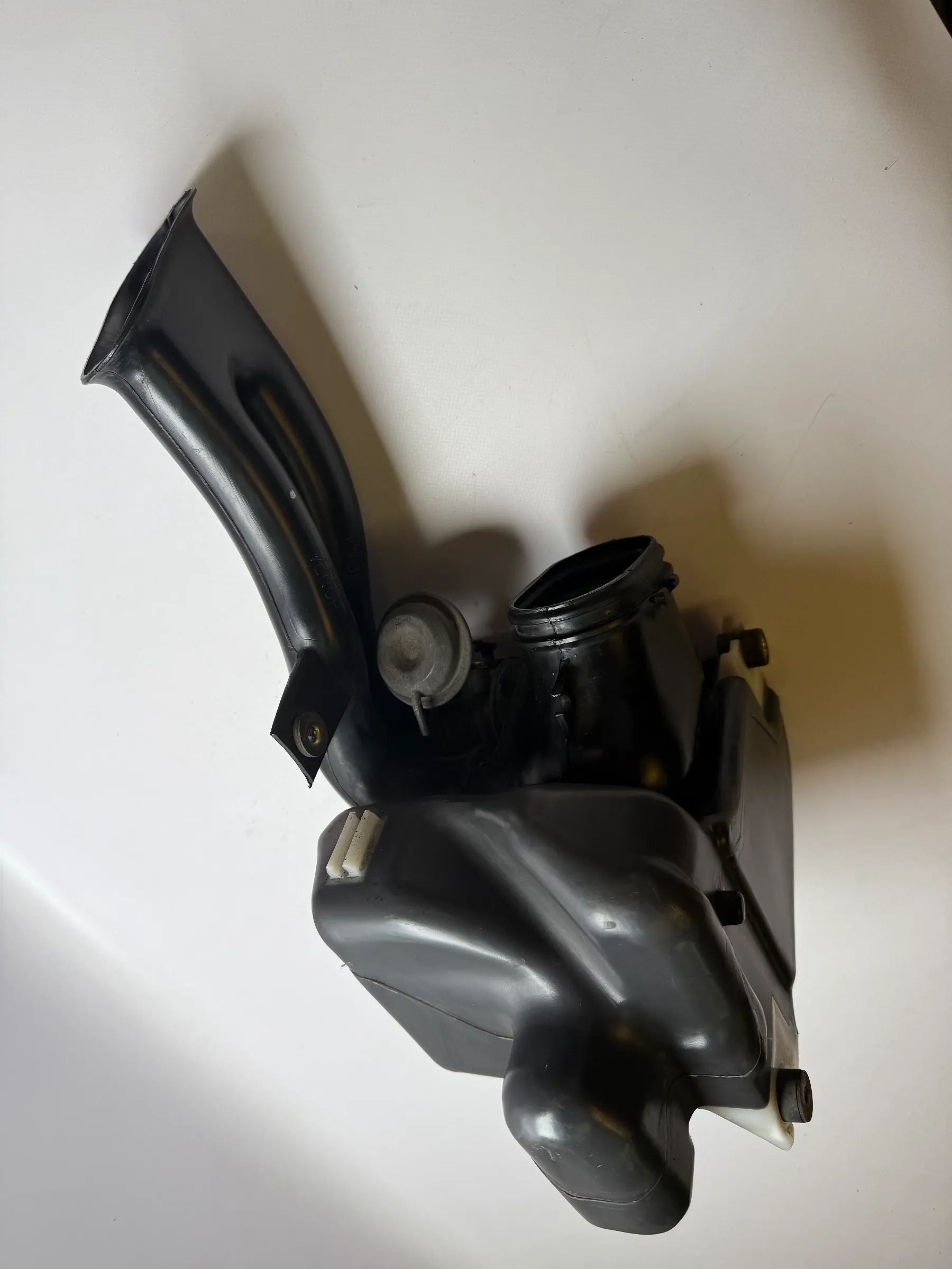 Resonador Original de Cámara de Admisión de Aire Honda Prelude 17230-P5k-000