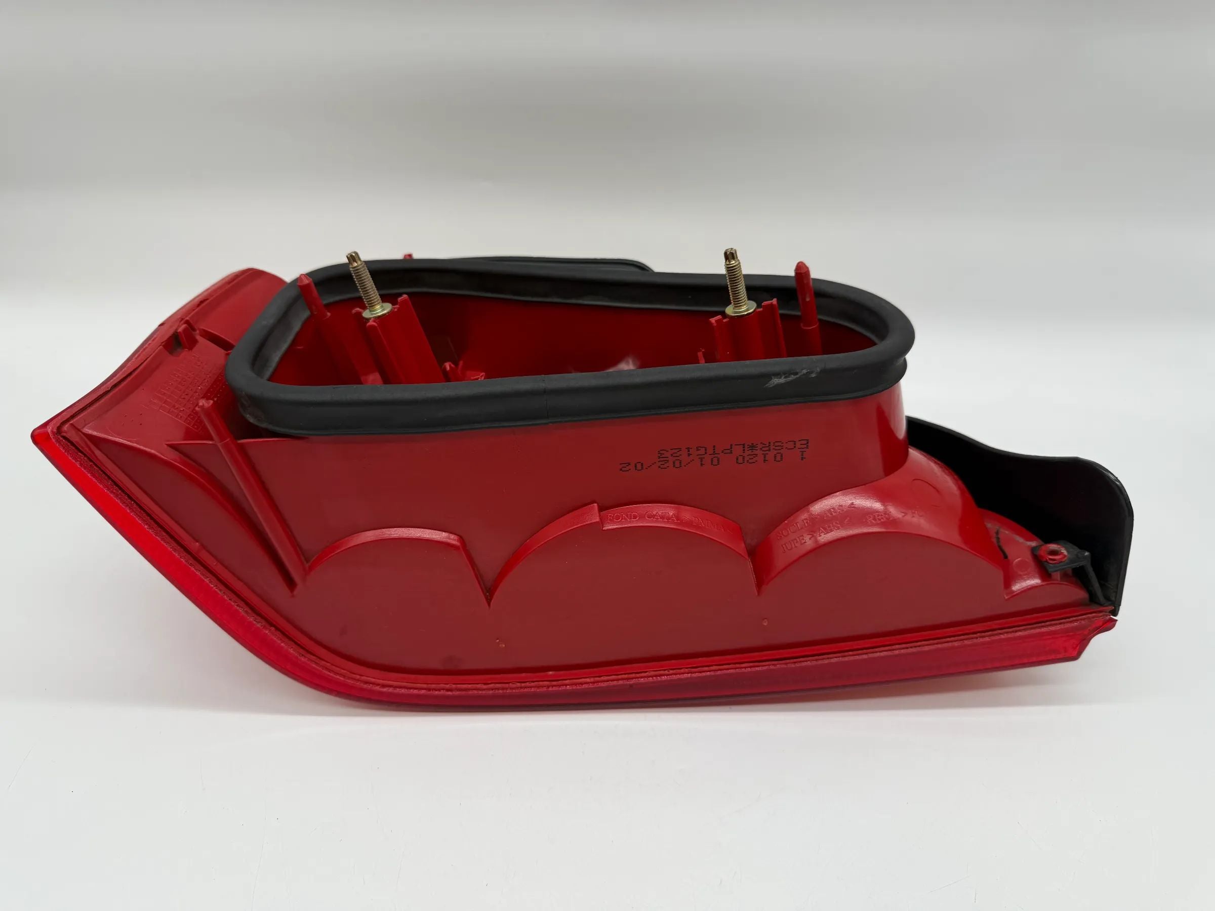 PEUGEOT 106 S204.1996 rear light tail light RIGHT LPTG123 / E25089 