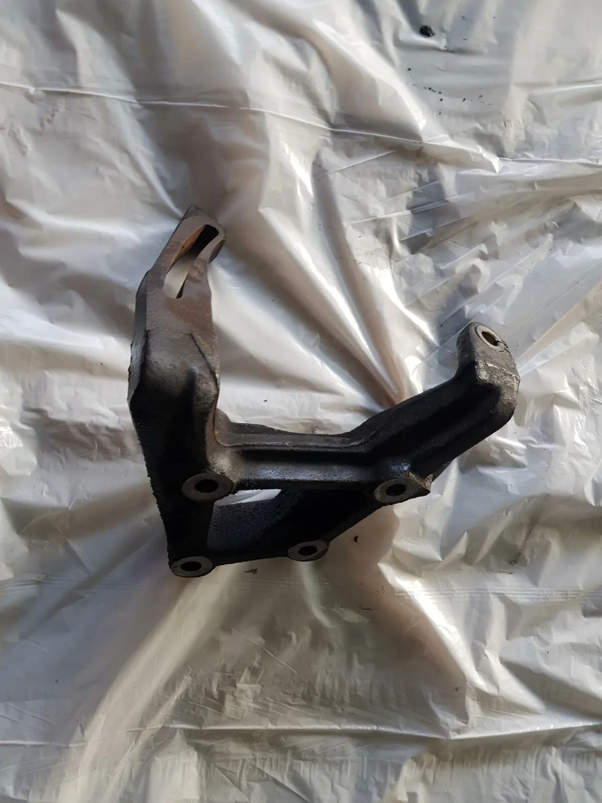 Honda Prelude V IV Halter Lichtmaschine  BB3 BB9 F20A4 2.0 16V 98kW 133PS