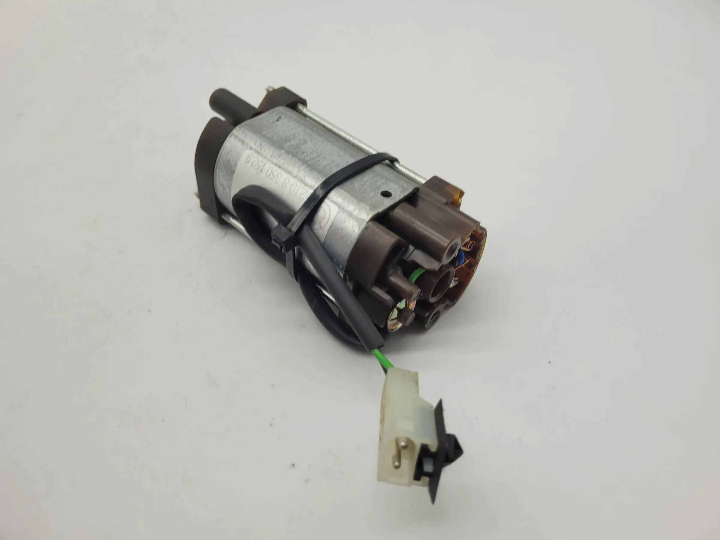 BMW 7er E38 Stellmotor Sitzverstellung Untergestell R/L 52.10-8350152.9 Original