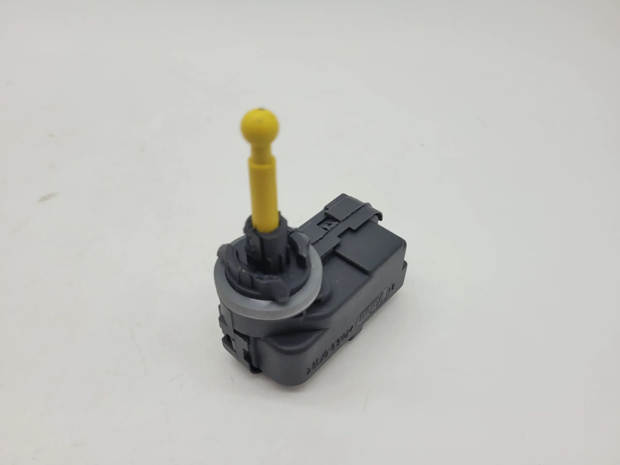 Opel Corsa C X01 Scheinwerfer Stellmotor LWR L/R 24405672 (Original)