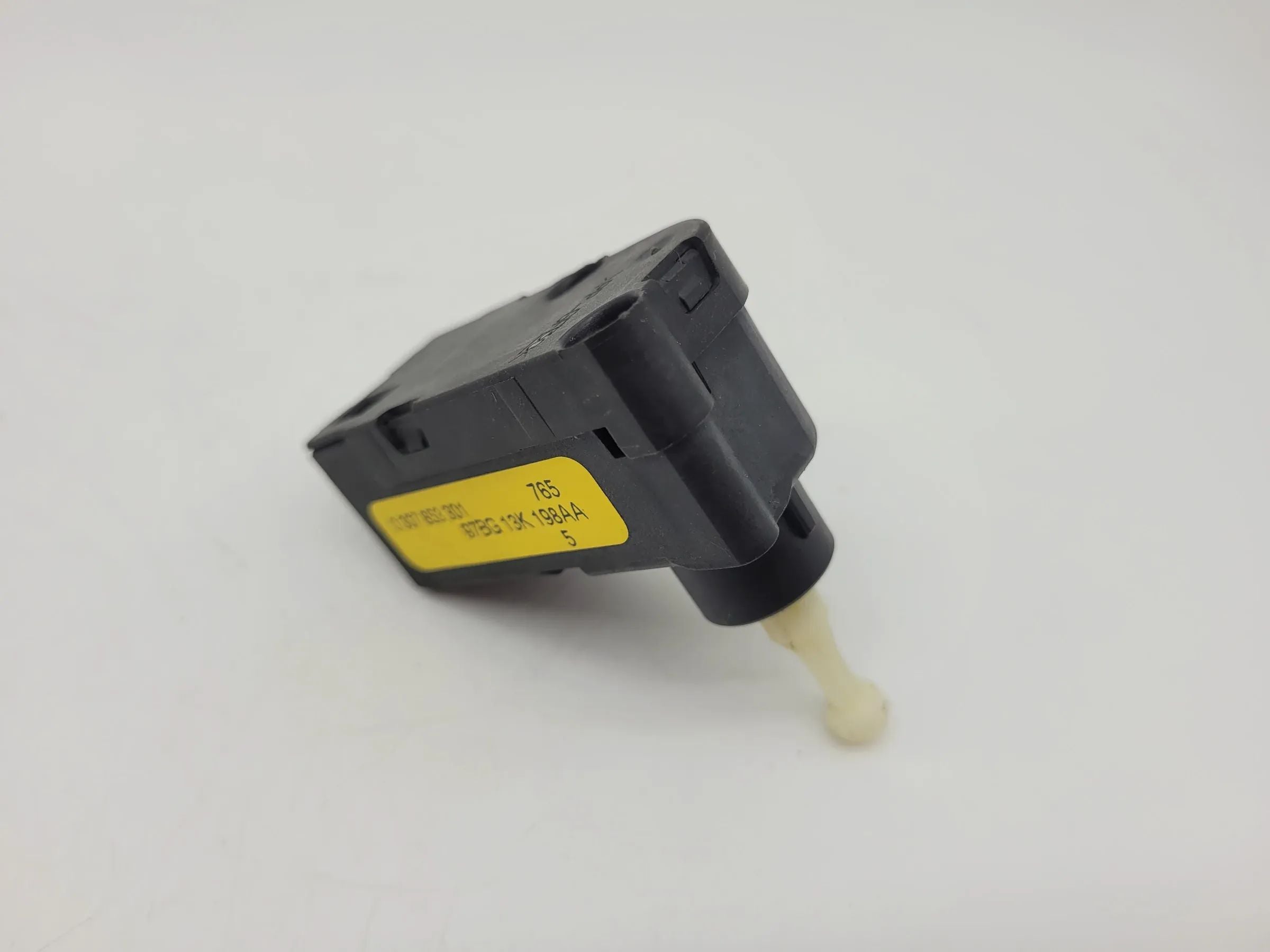 Ford Fiesta IV 4 JA/JB Scheinwerfer Stellmotor LWR L/R 97BG13K198AA (Original)