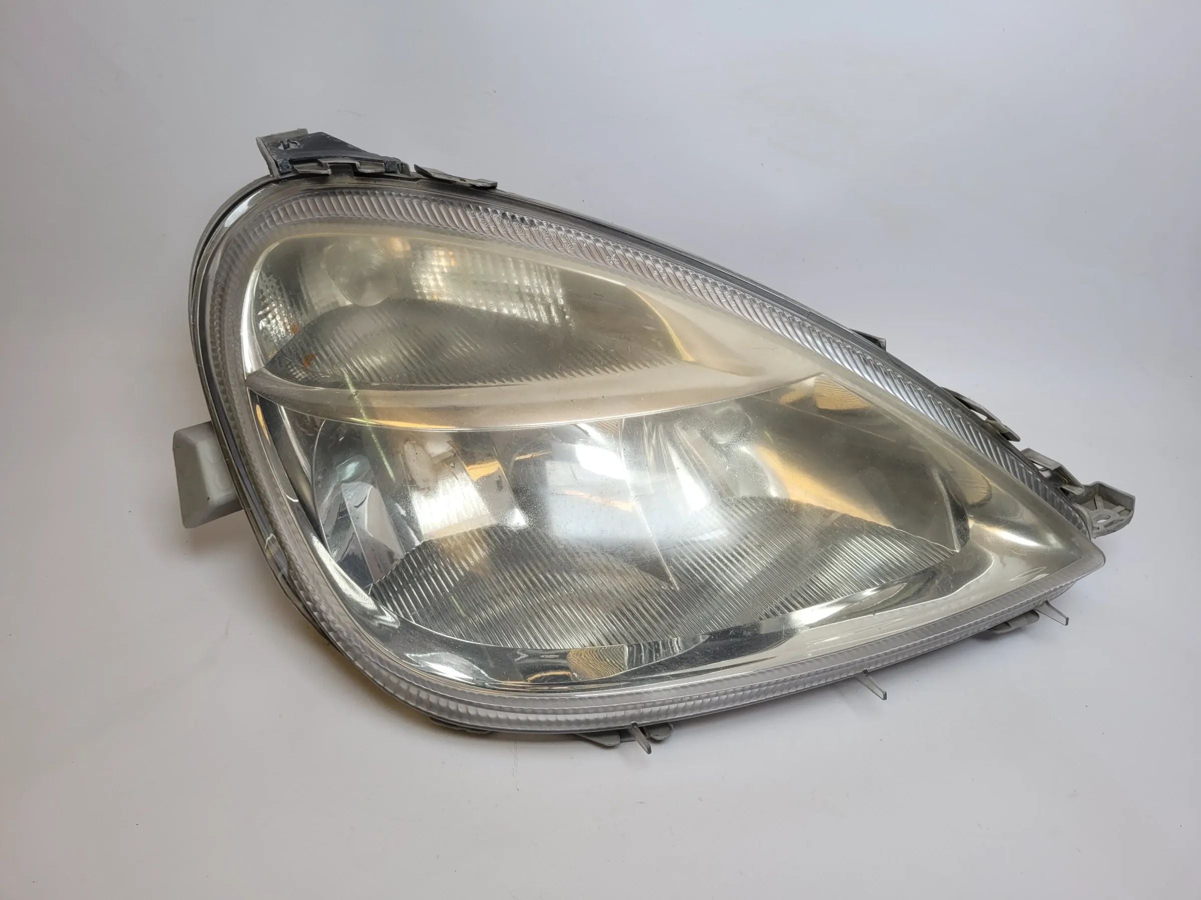 Mercedes A-Klasse W168 Scheinwerfer/Frontleuchte Rechts A1688200261 Original