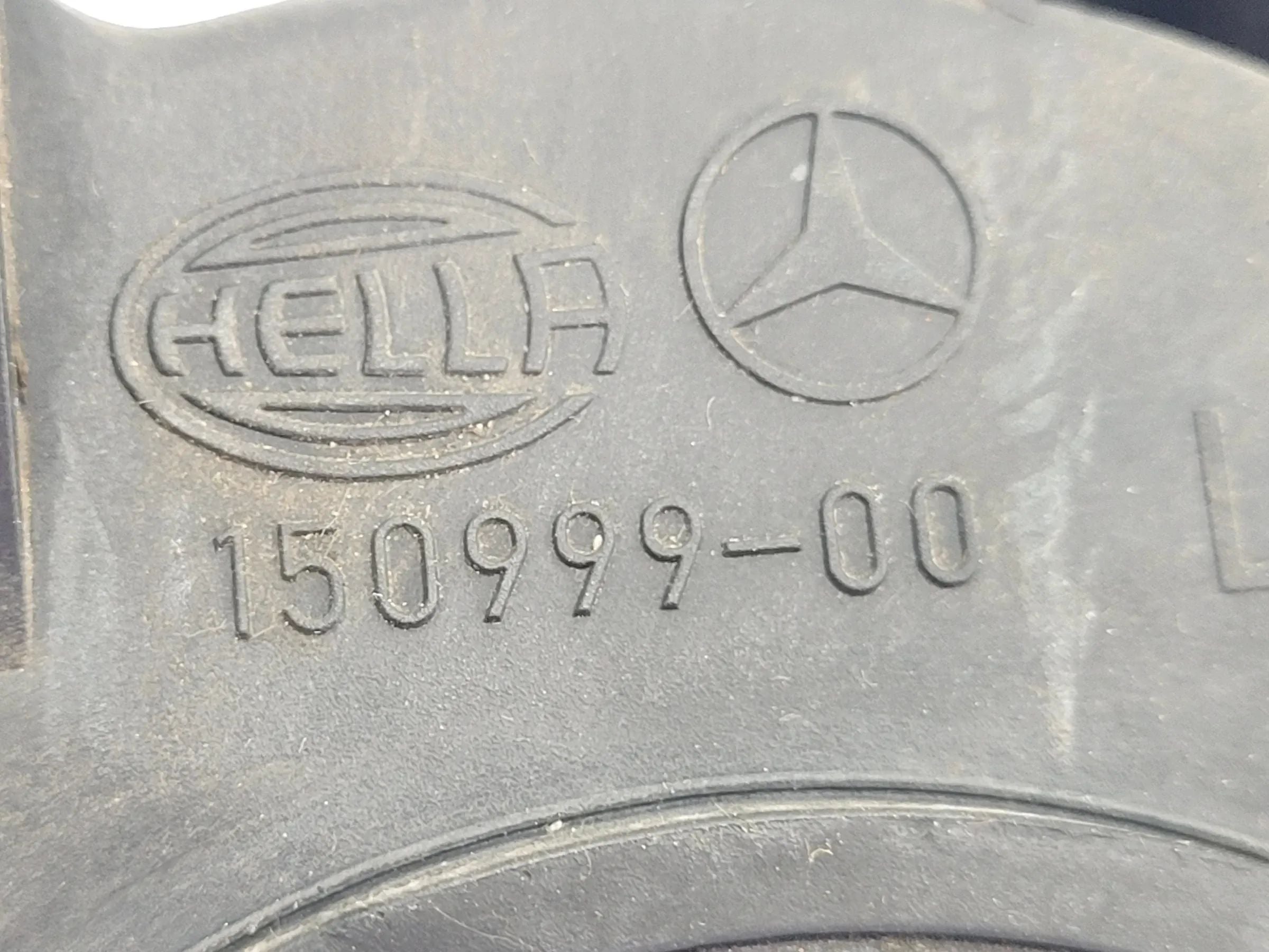 Original Mercedes-Benz C-Klasse (W203) Nebelscheinwerfer Links, A2158200556