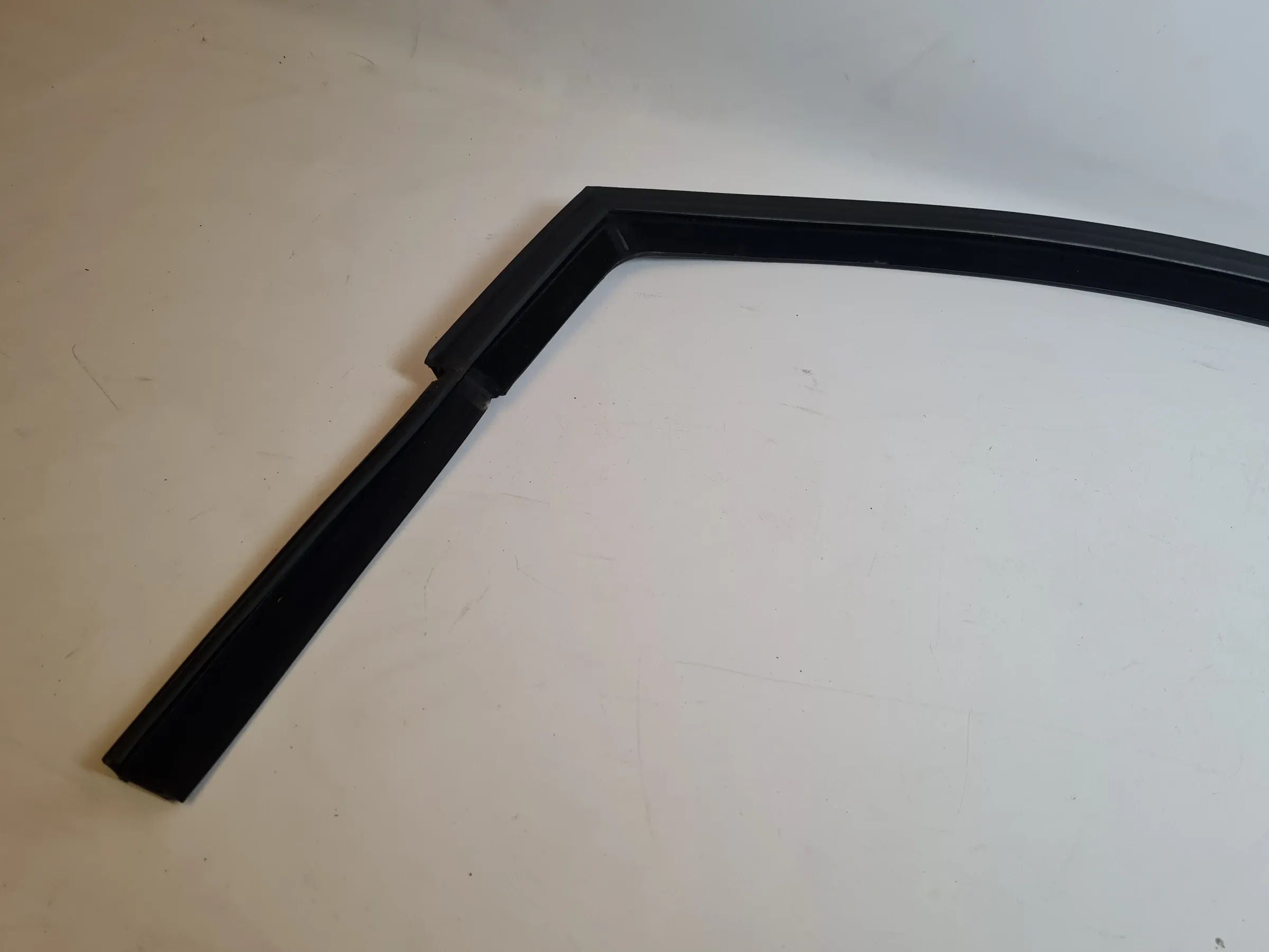 Seat Ibiza IV (6J5/6P1) Fensterführung Leiste Vorne Links 6J4837431FD