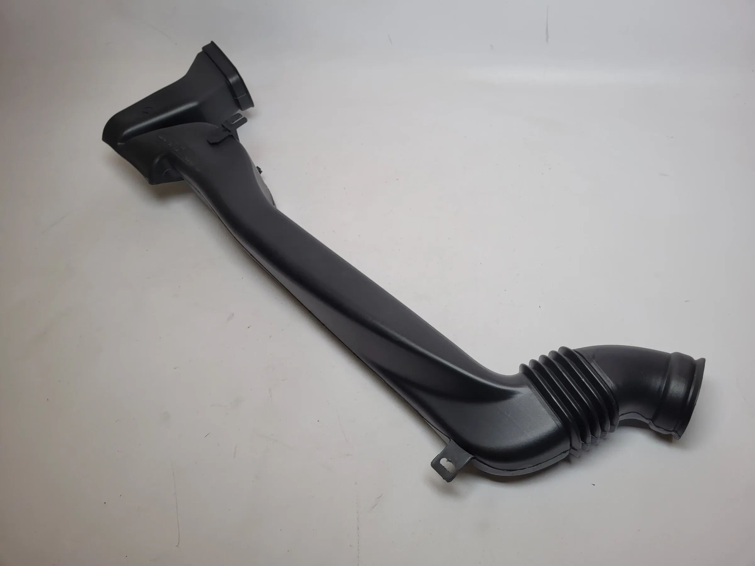 BMW 5er Touring E39 Kaltluftkanal Luft Links 64.22-8159751 Original