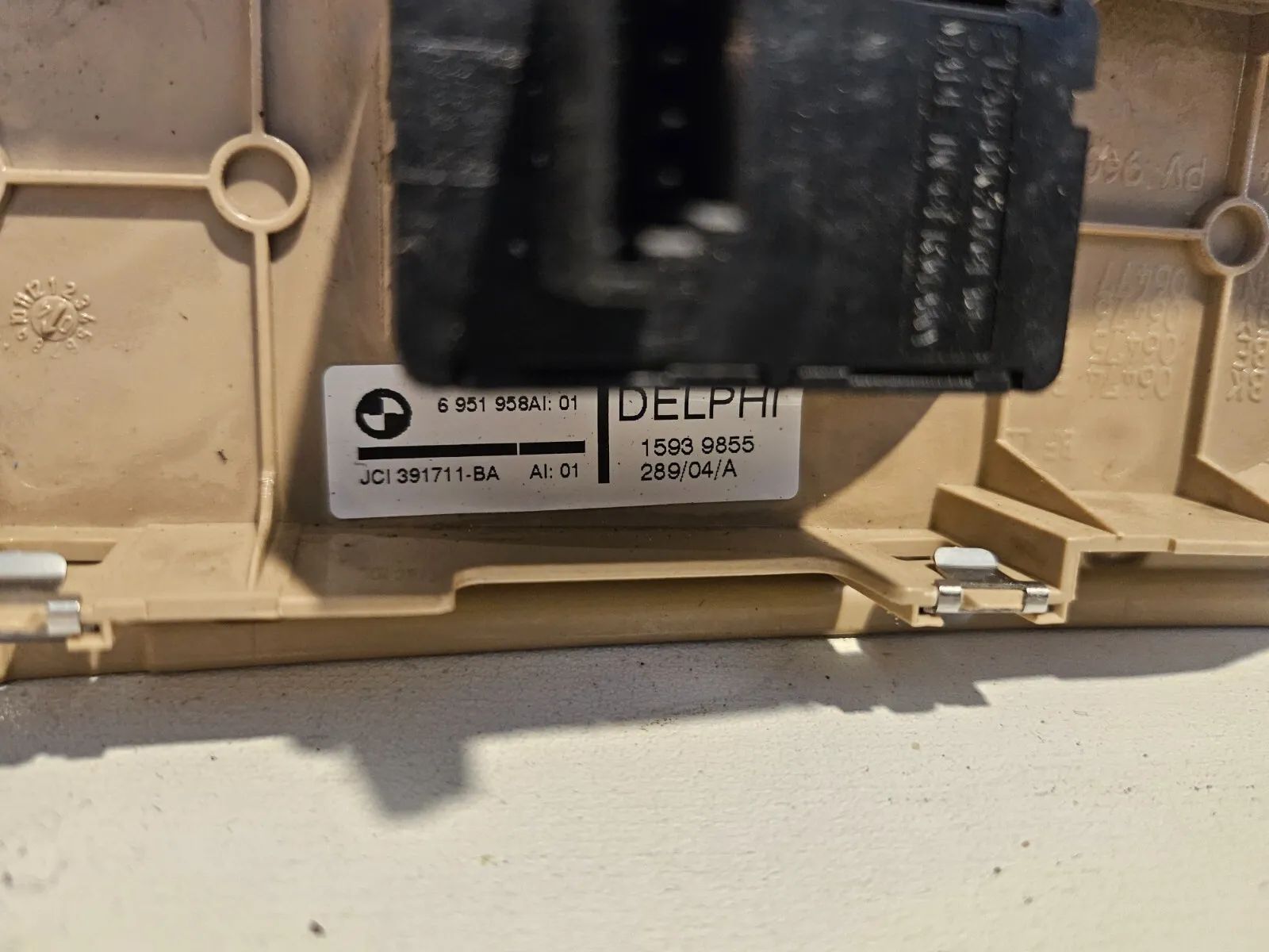 Oryginalny przełącznik podnośnika szyby przedniej prawej do BMW serii 5 E60 E61 8775262