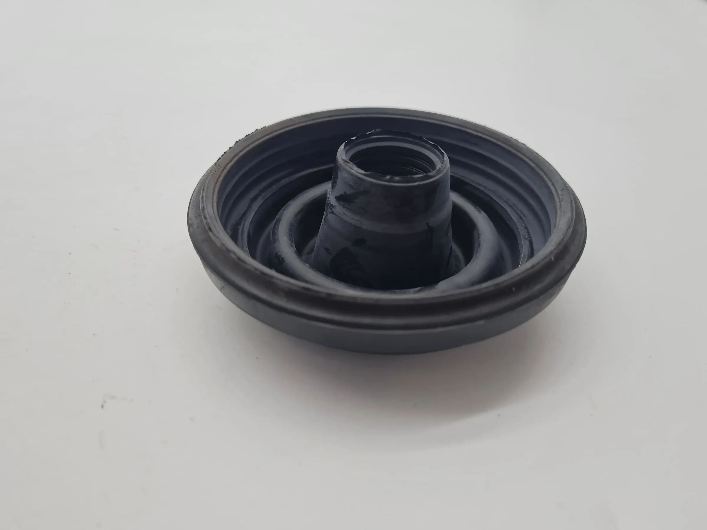 Original Renault Megane I 1 (BA0/1) Scheinwerfer Kappe Gummi L/R (7700427872D)