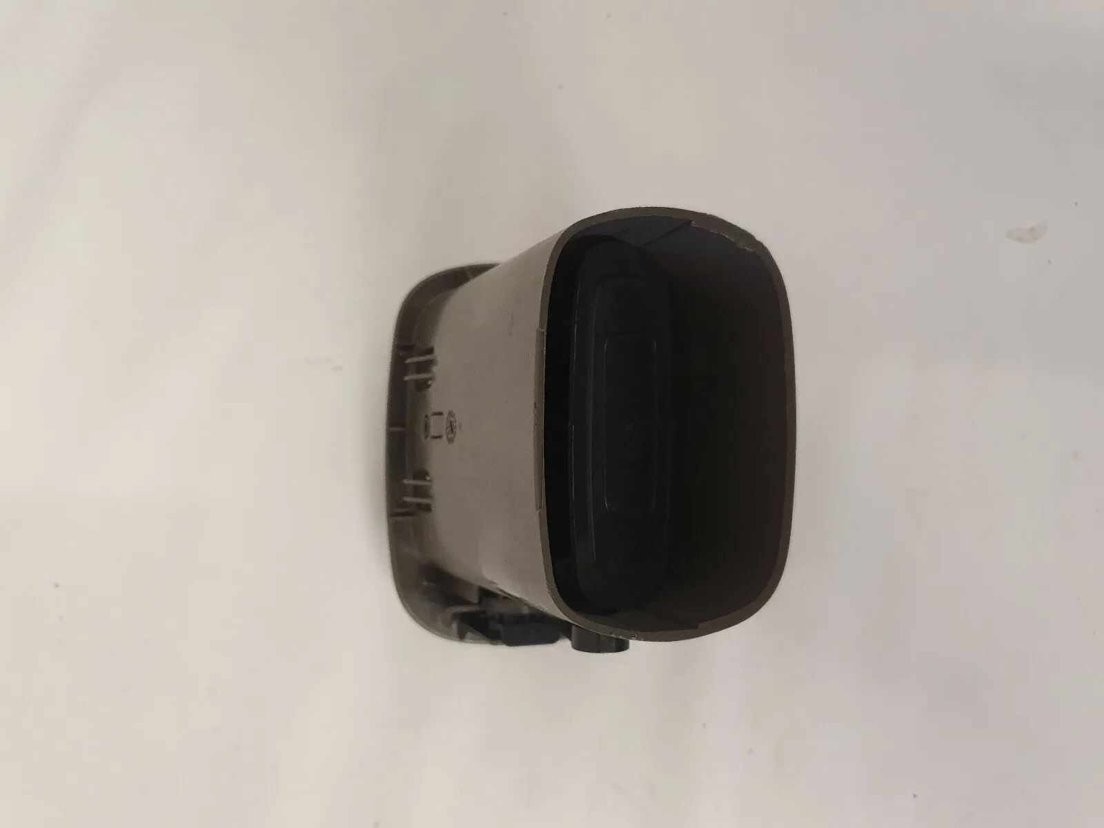 純正 CHRYSLER VOYAGER IV (RG) 2000年代 左フロント エアダクト グレー