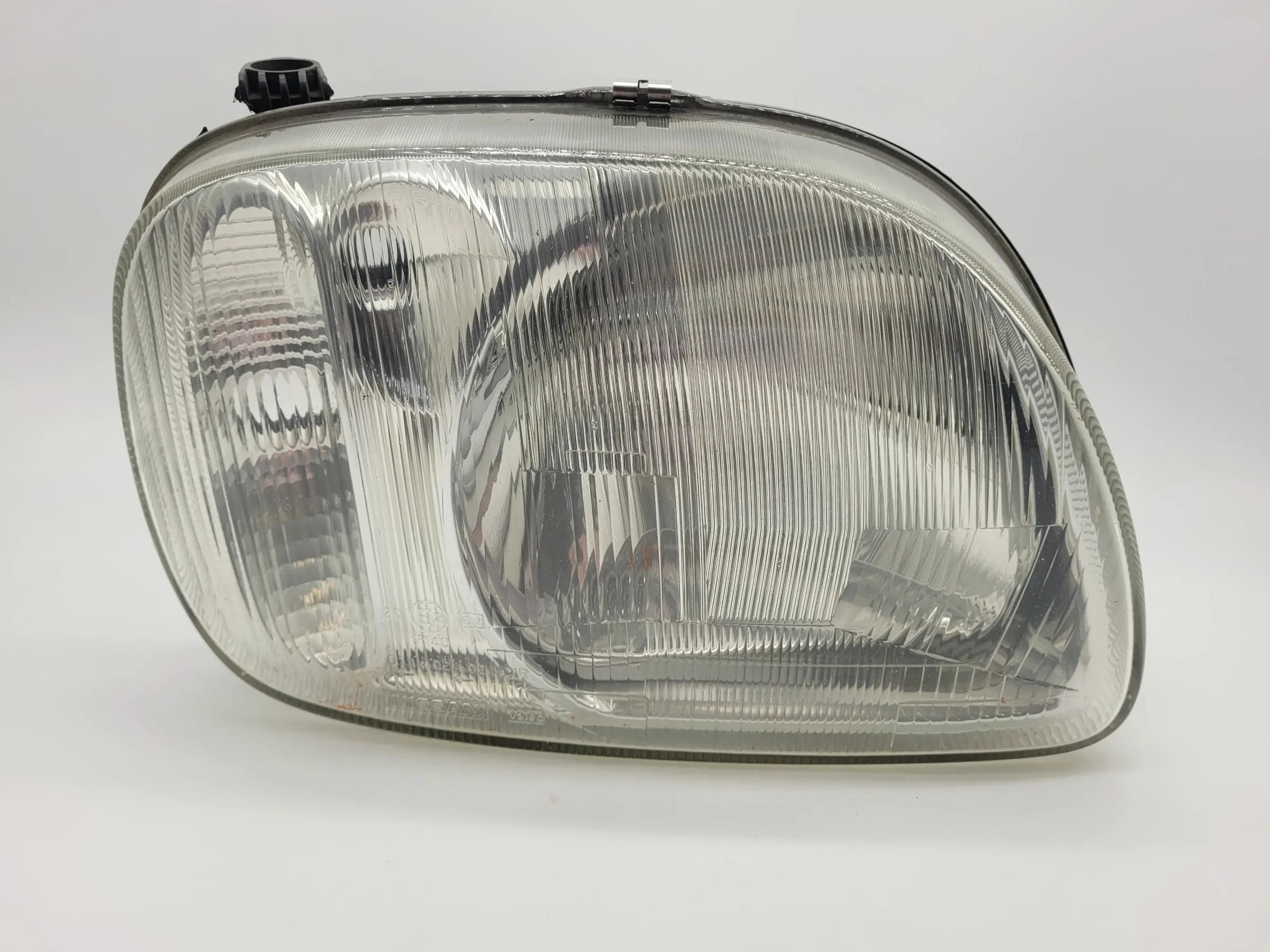 Nissan Micra II 2 (K11) Scheinwerfer / Frontleuchte Rechts 89000362