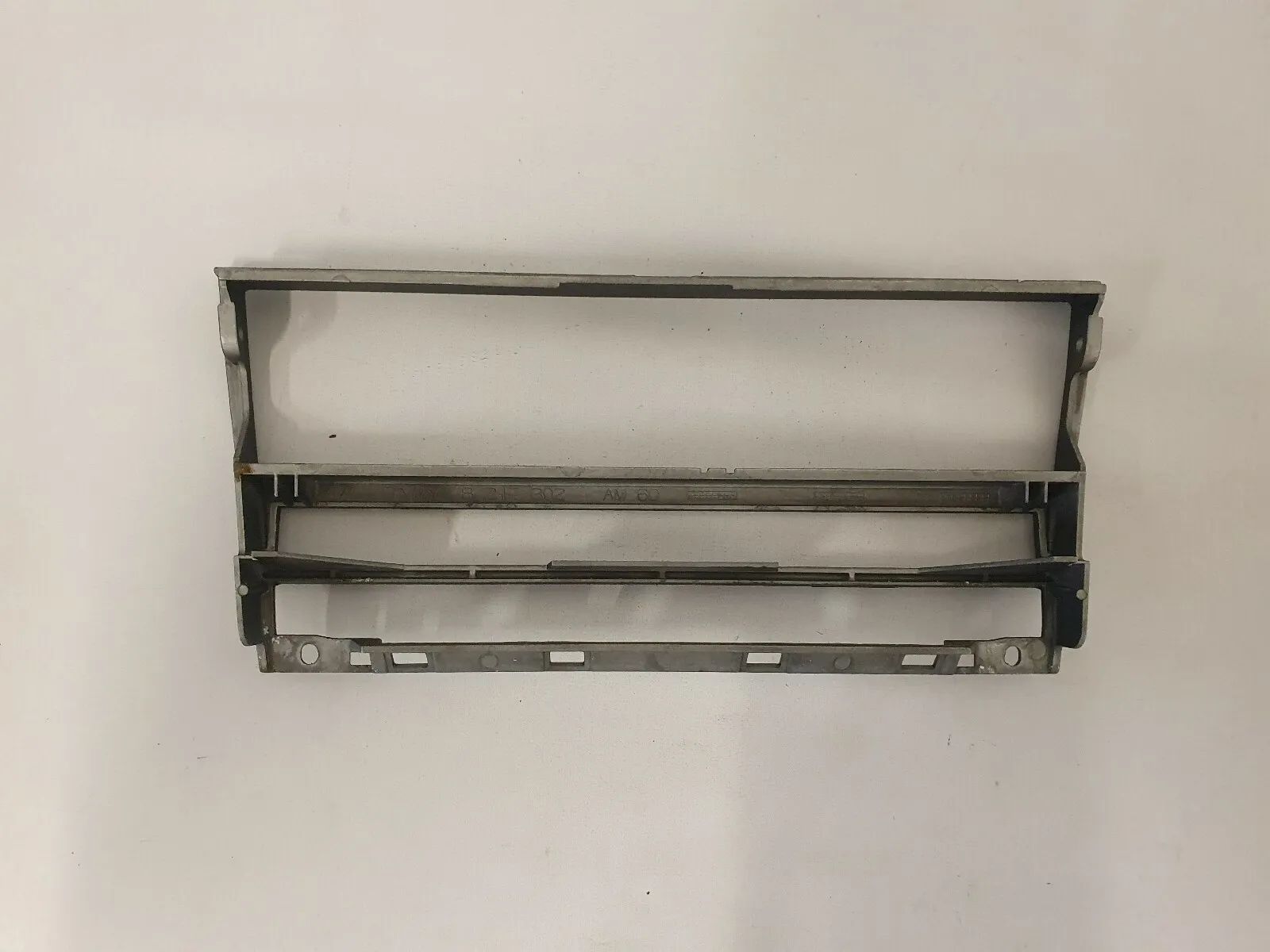 ⭐⭐⭐ BMW 5 TOURING (E39)  Blende Instrumententafel 8247302 Radioschacht Metall⭐⭐⭐