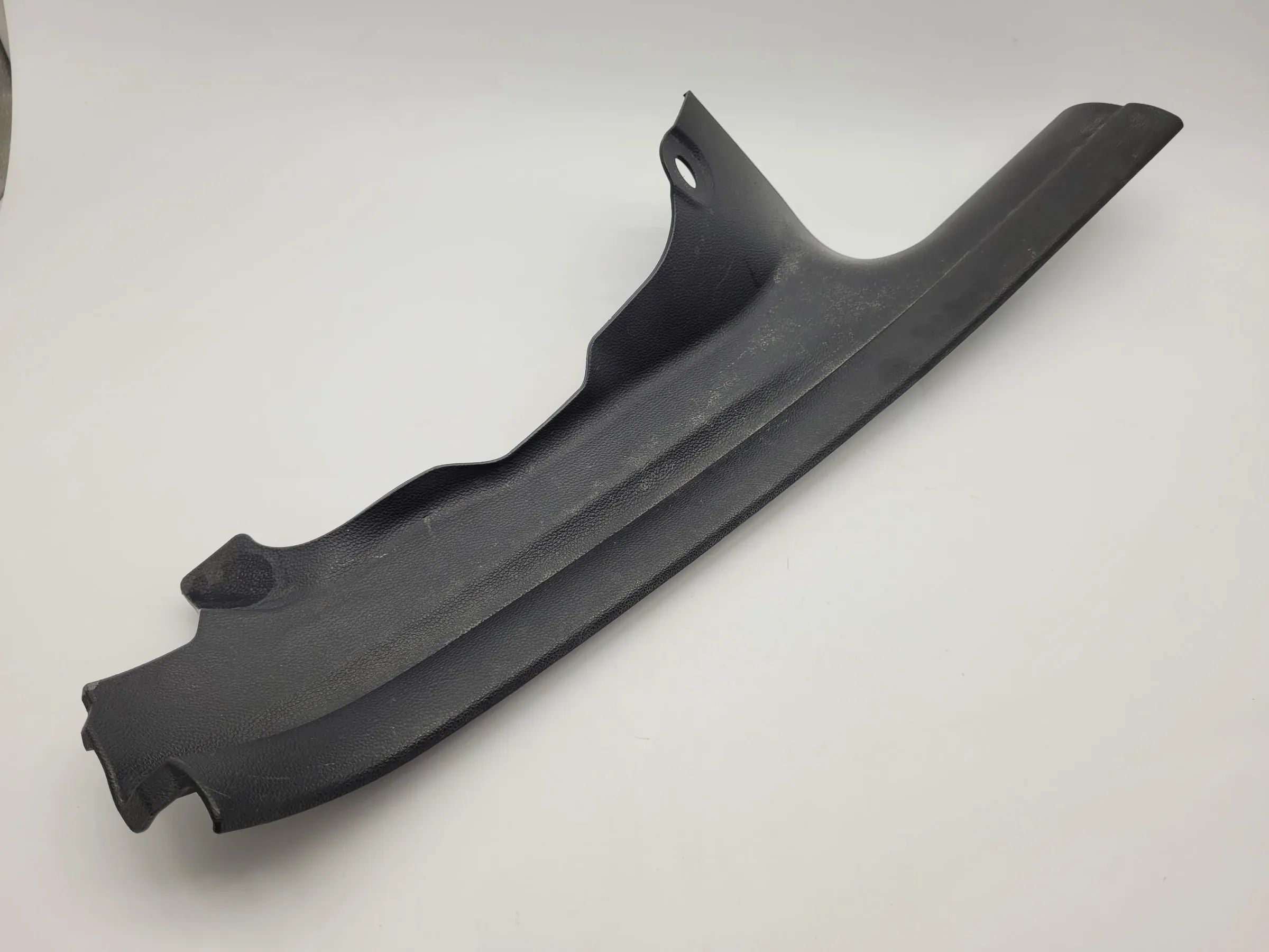 宝马 3系 E90/E91 右侧脚部迎宾饰板 51.43-7 066 992 原厂件