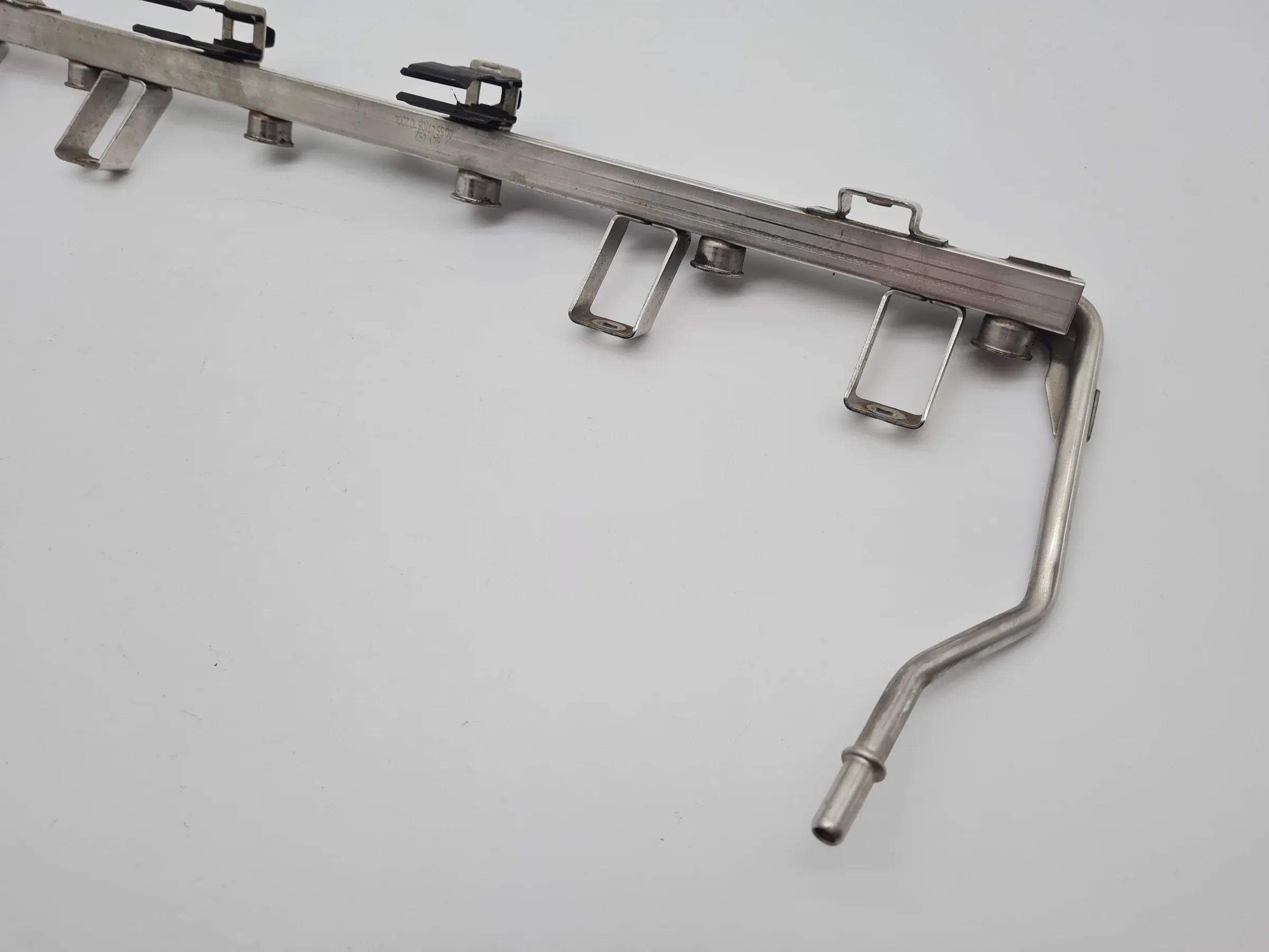 Original BMW 5er (E60/E61) Kraftstoffverteiler / Einspritzleiste 7541453
