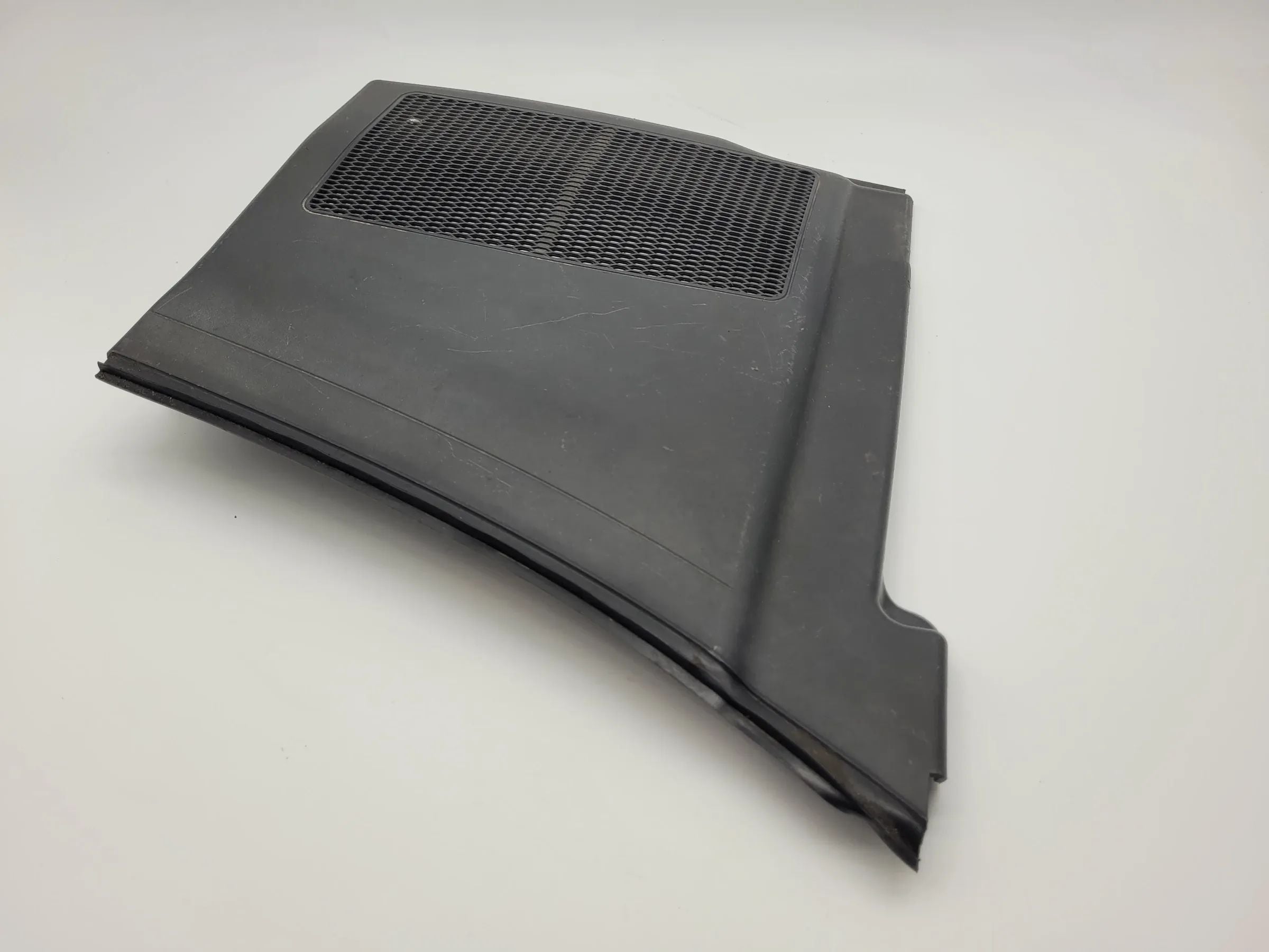 Original Audi A4 (8E/B6/B7) Pollenfilter Abdeckung Wasserkasten 8E1819447A