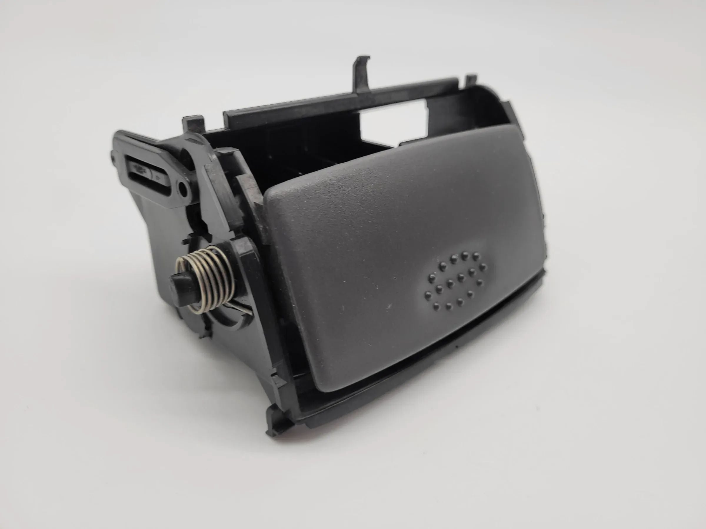 Original Mercedes-Benz A-Klasse (W168) Aschenbecher / Schaltknauf, A1688100133