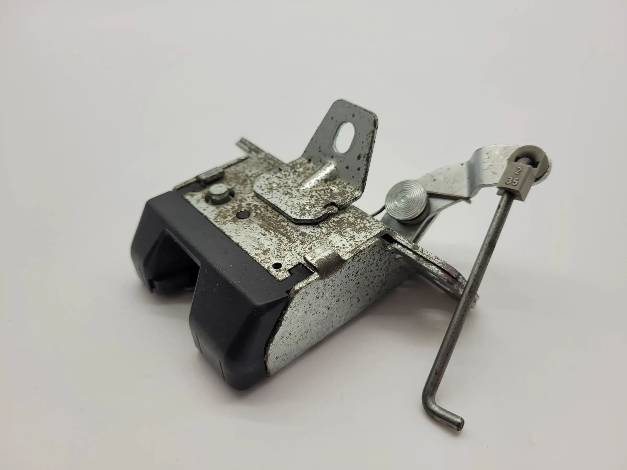 Original Opel Corsa C (X01) Heckklappenschloss 90534769