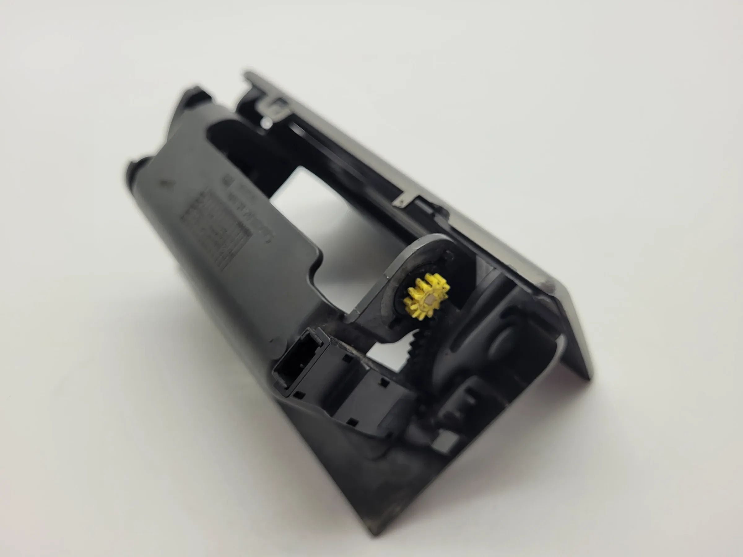 Original Opel Vectra C / Signum (Z03/Z02) Aschenbecher Front 9181518