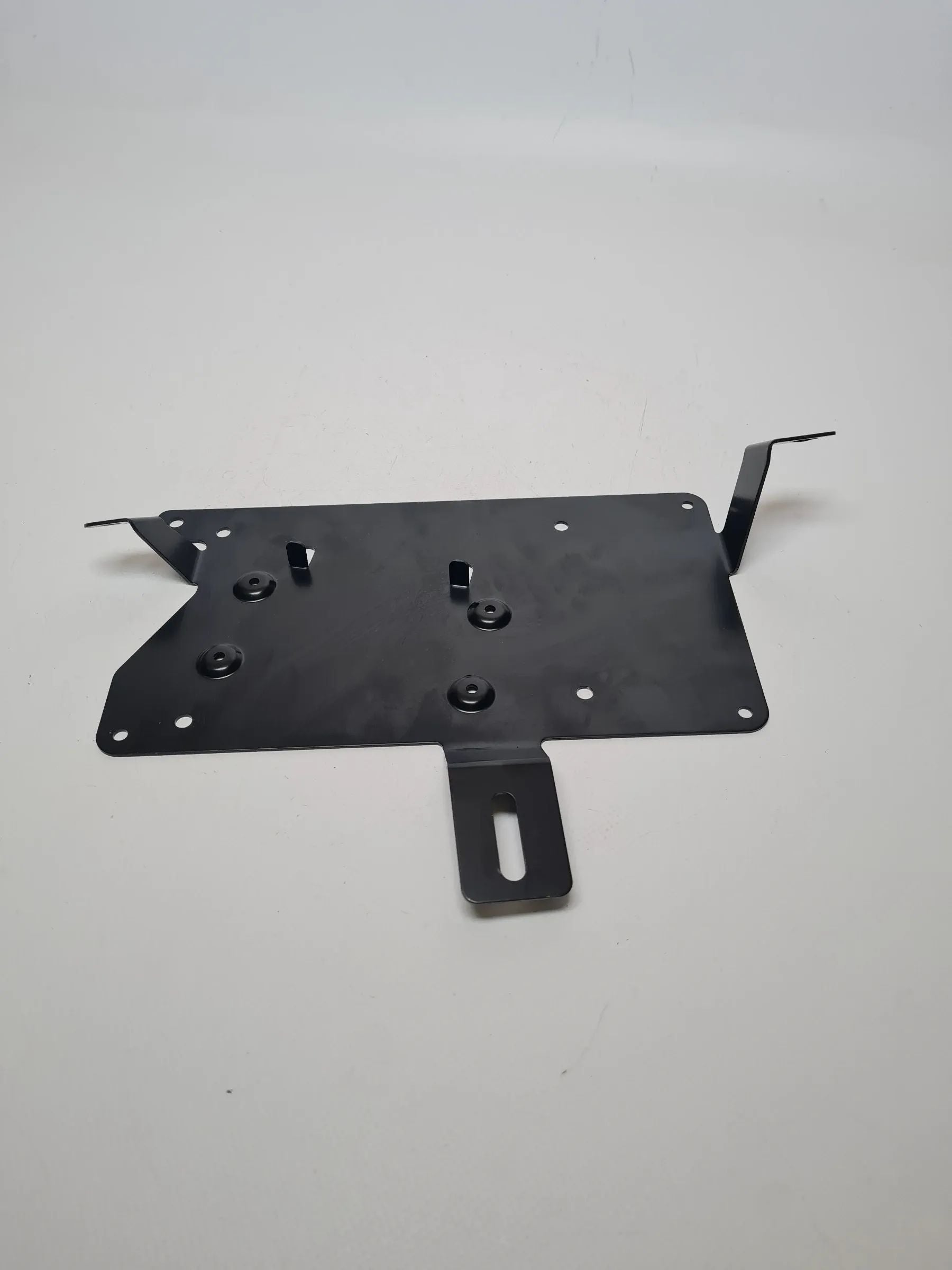 Original Audi A4 (8E/B6/B7) Verstärker Halter 8e5035464A