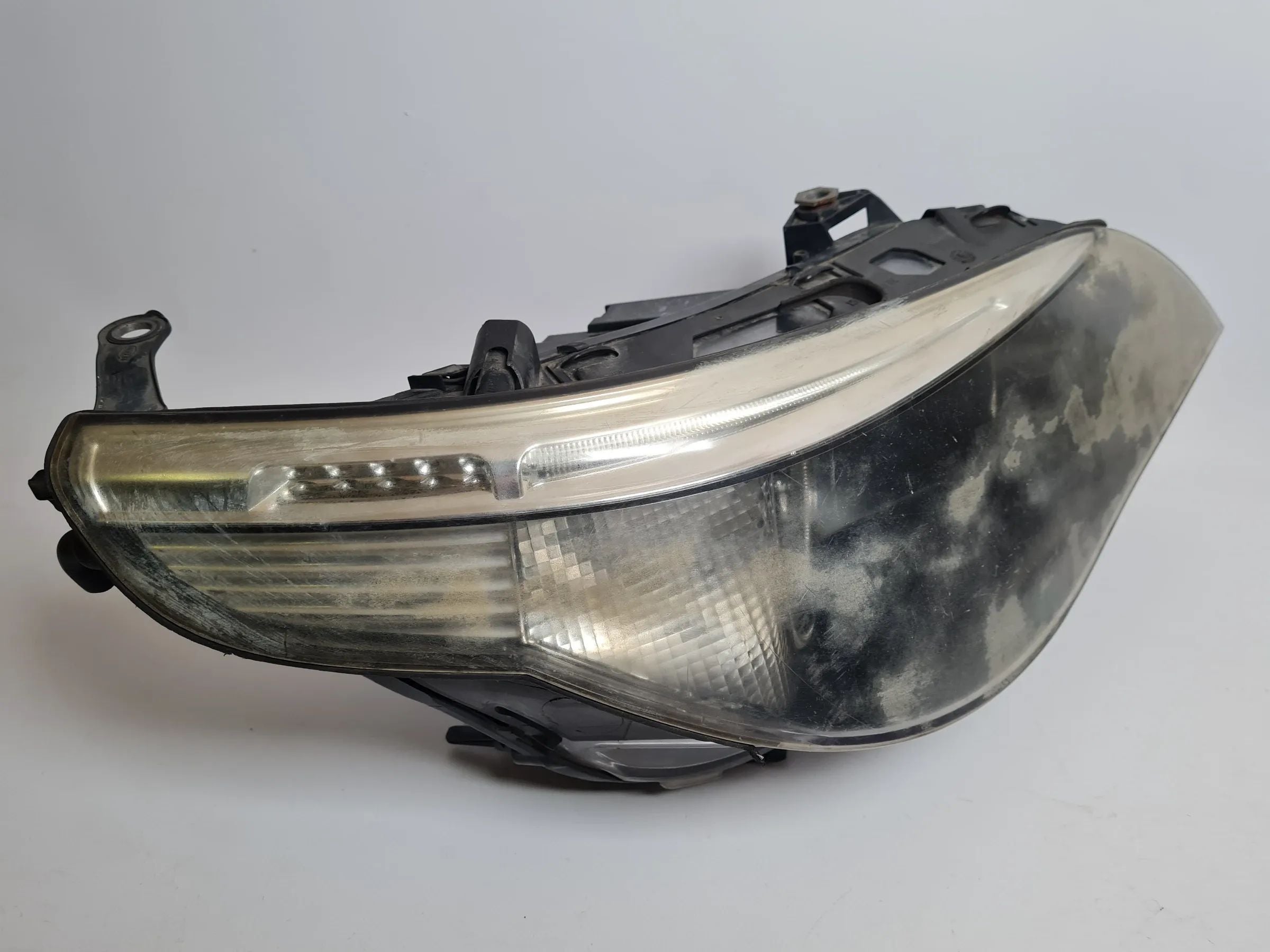 Original BMW 5er (E60/E61) Scheinwerfer / Frontleuchte Rechts 15872200