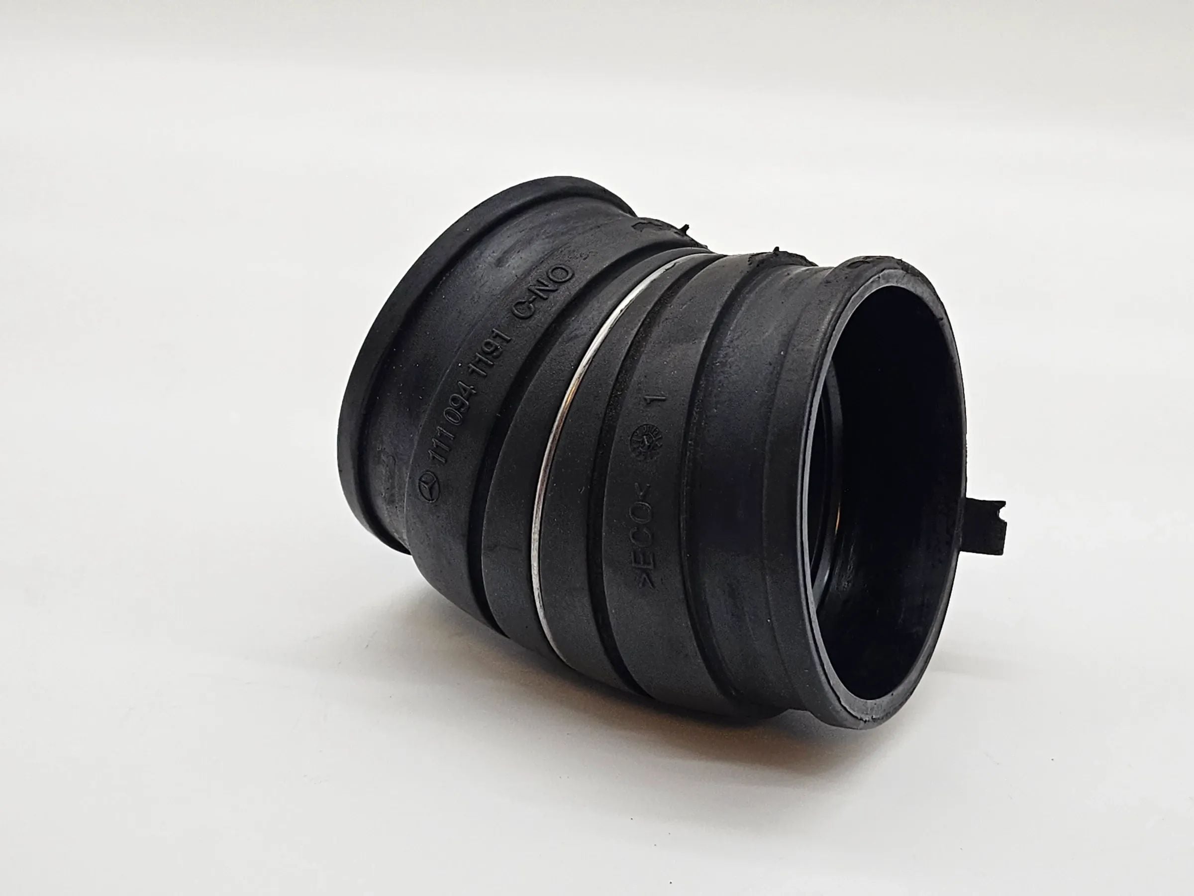 Original Mercedes Benz W203 - Ansaugschlauch Ansaugrohr A1110941191