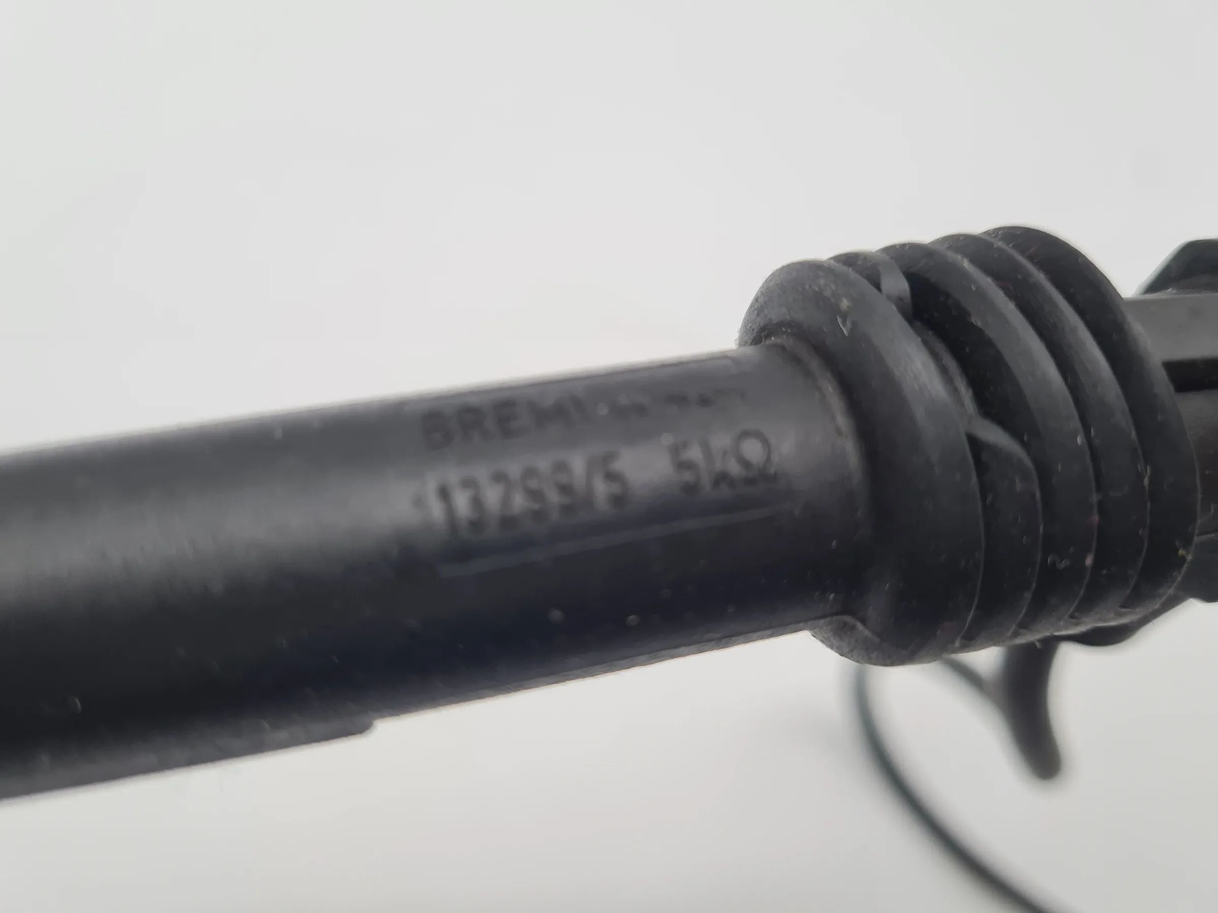 Original Audi A4/A6 VW Passat Zündkabel Zylinder 2 06A035255A / 13299/5