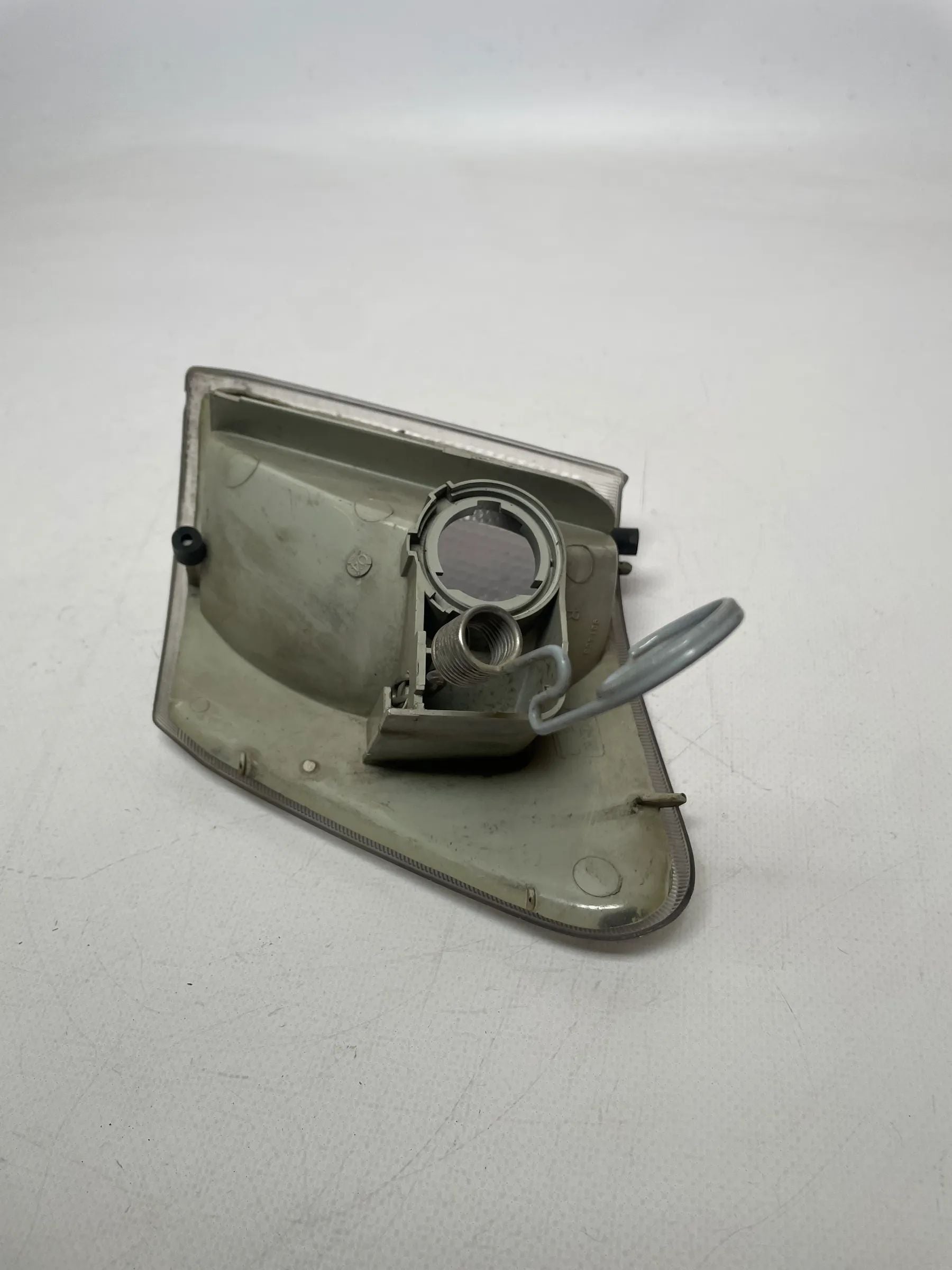 Original Ford Fiesta III 3 Courier Mazda 121(GFJ/DB) Blinker Rechts Vorne 961466