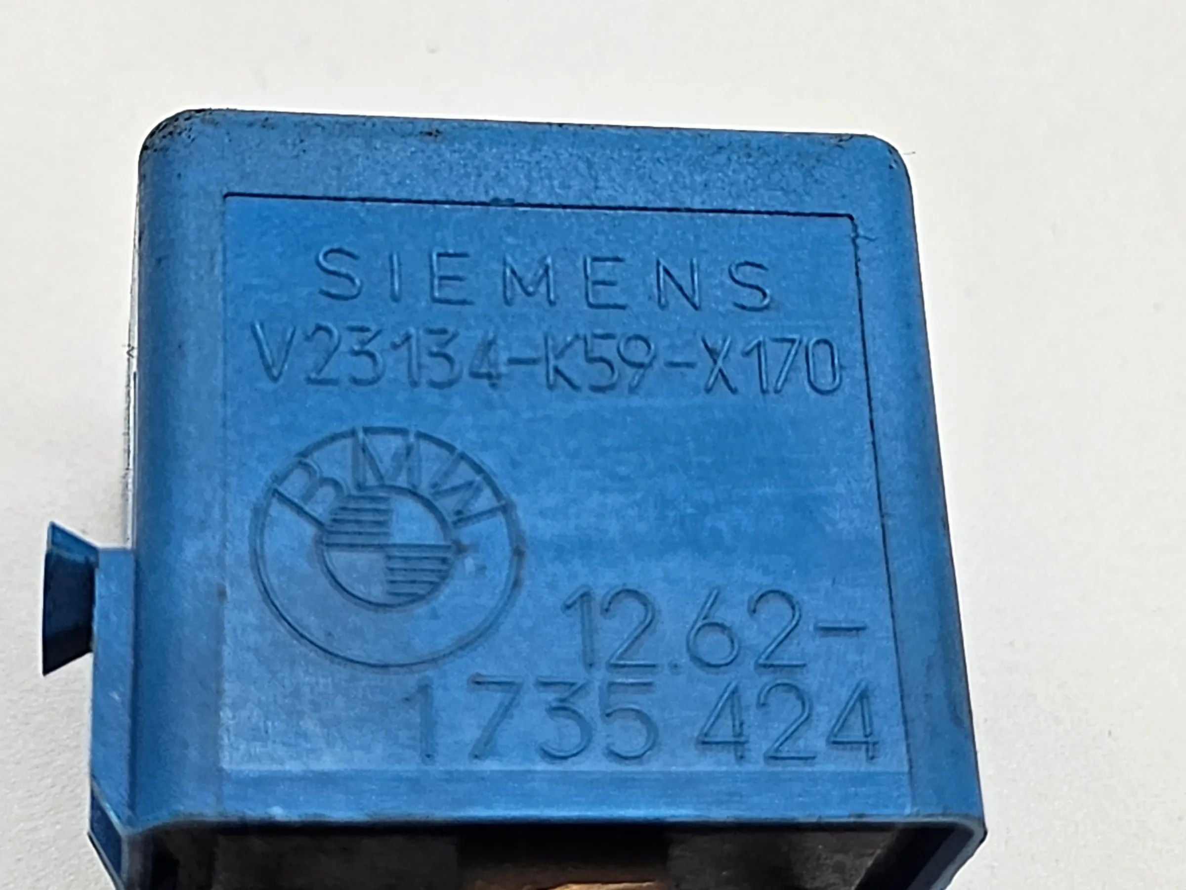 Relais d'origine BMW E34 E36 SIEMENS V23134-K59-X170 1735424