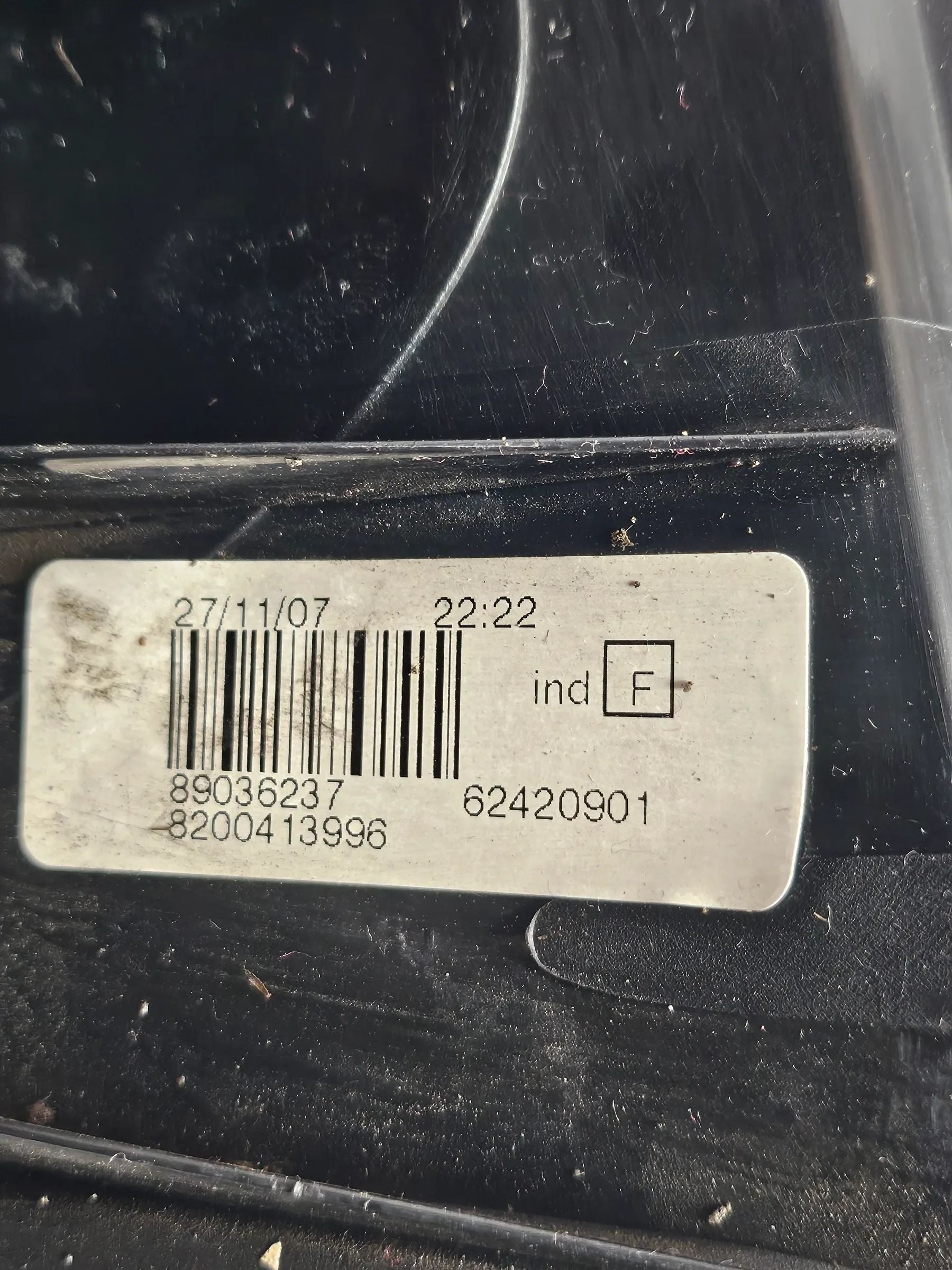Oryginalna lampa tylna lewa Dacia Logan MCV (06–09) 89036237 8200413996
