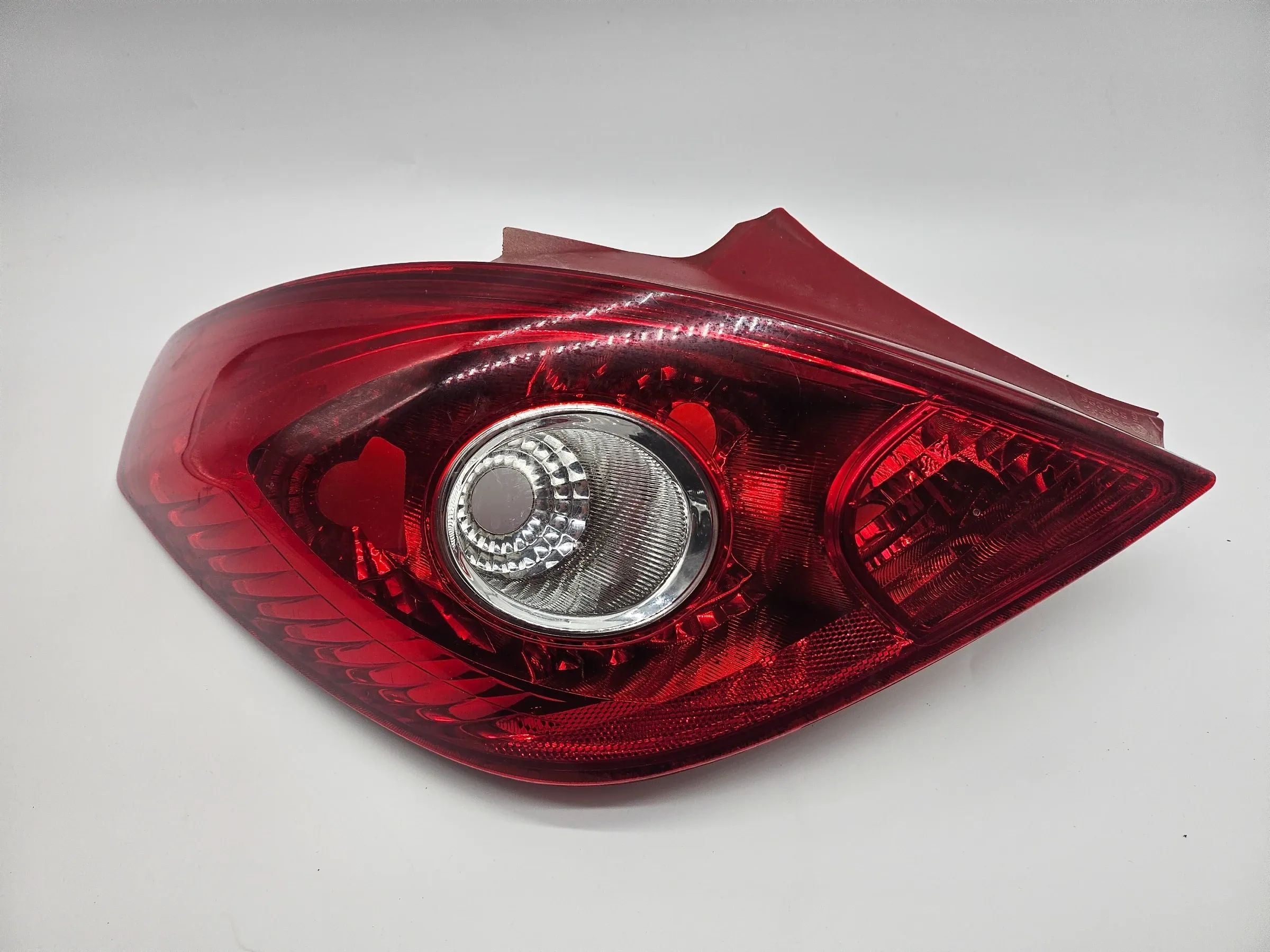 Opel Corsa D  Heckleuchte Rückleuchte Rücklicht links 11-B430B