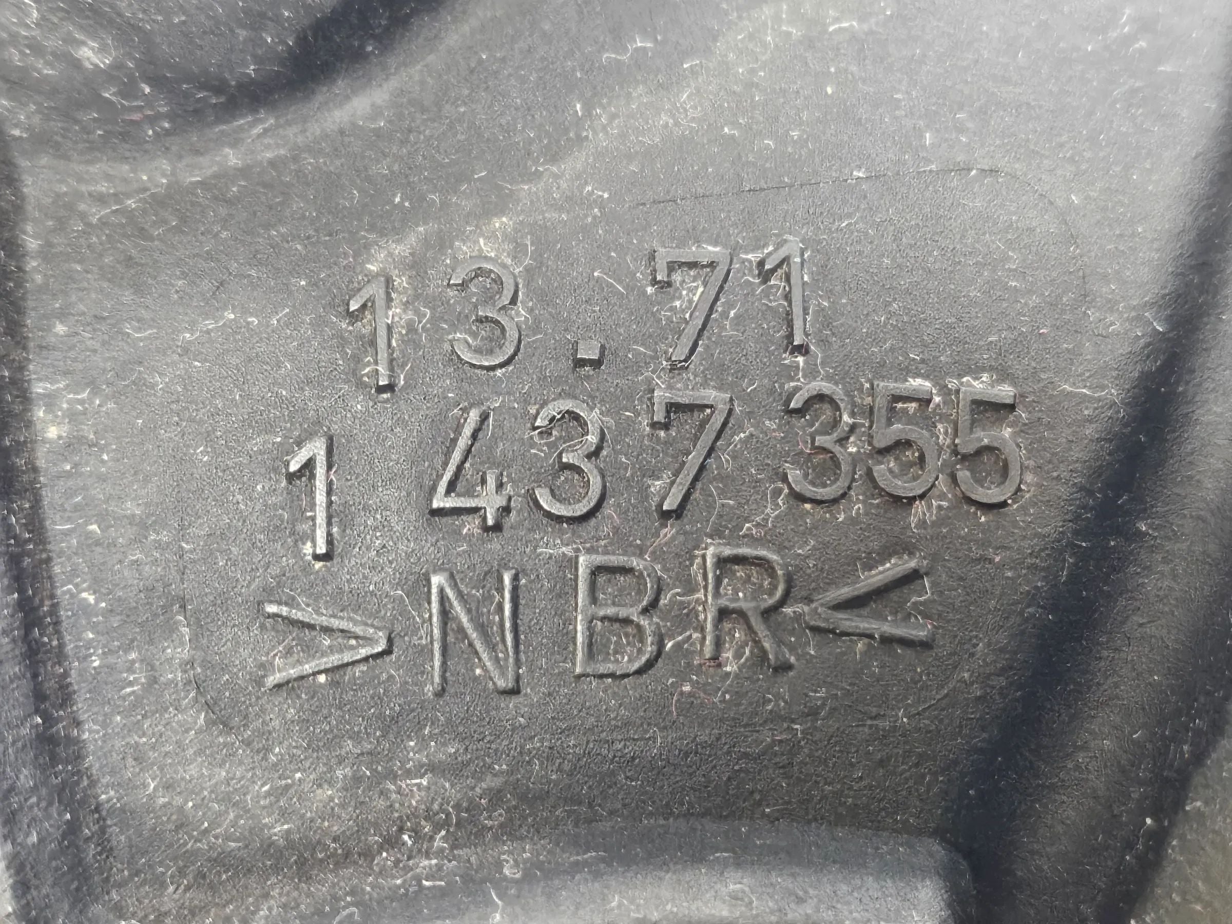 Oryginalny przewód dolotowy BMW 3er E36 E46 318i 87KW 1437355