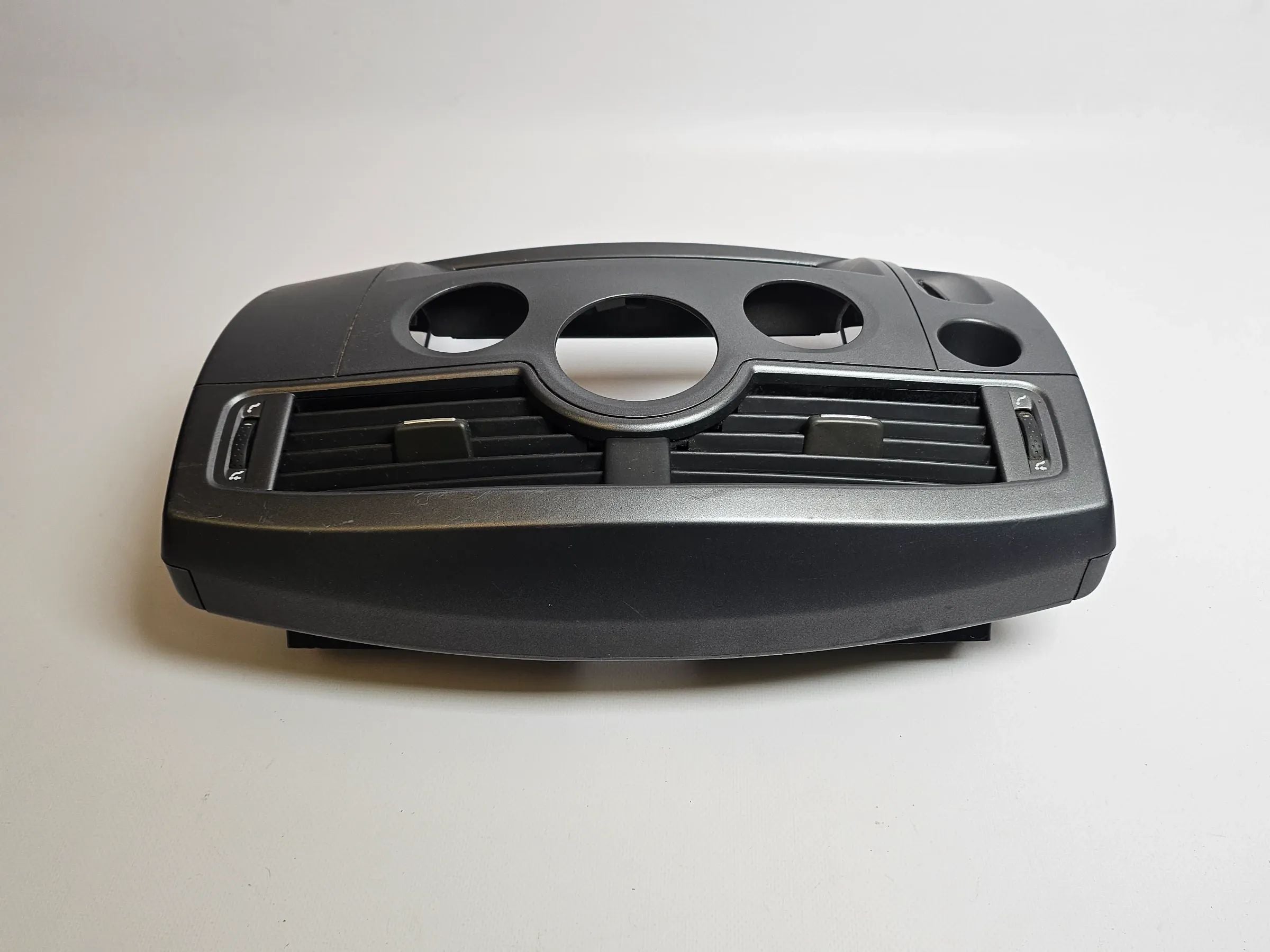 Oryginalna konsola środkowa do RENAULT SCENIC II (JM) 847681 8200140713