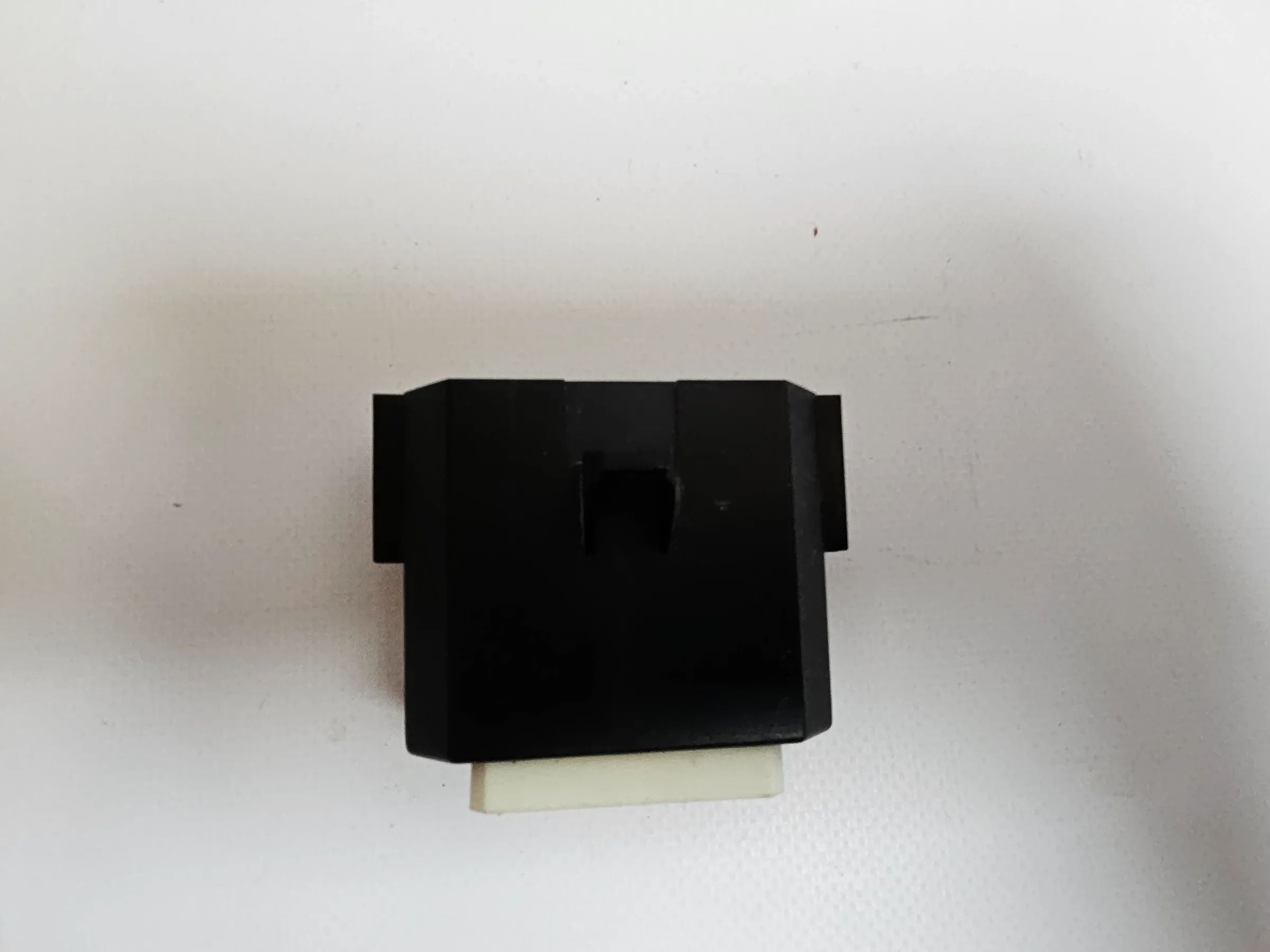 Oryginalne sterownik czujnika tylnej lampy VOLVO V40 30850296