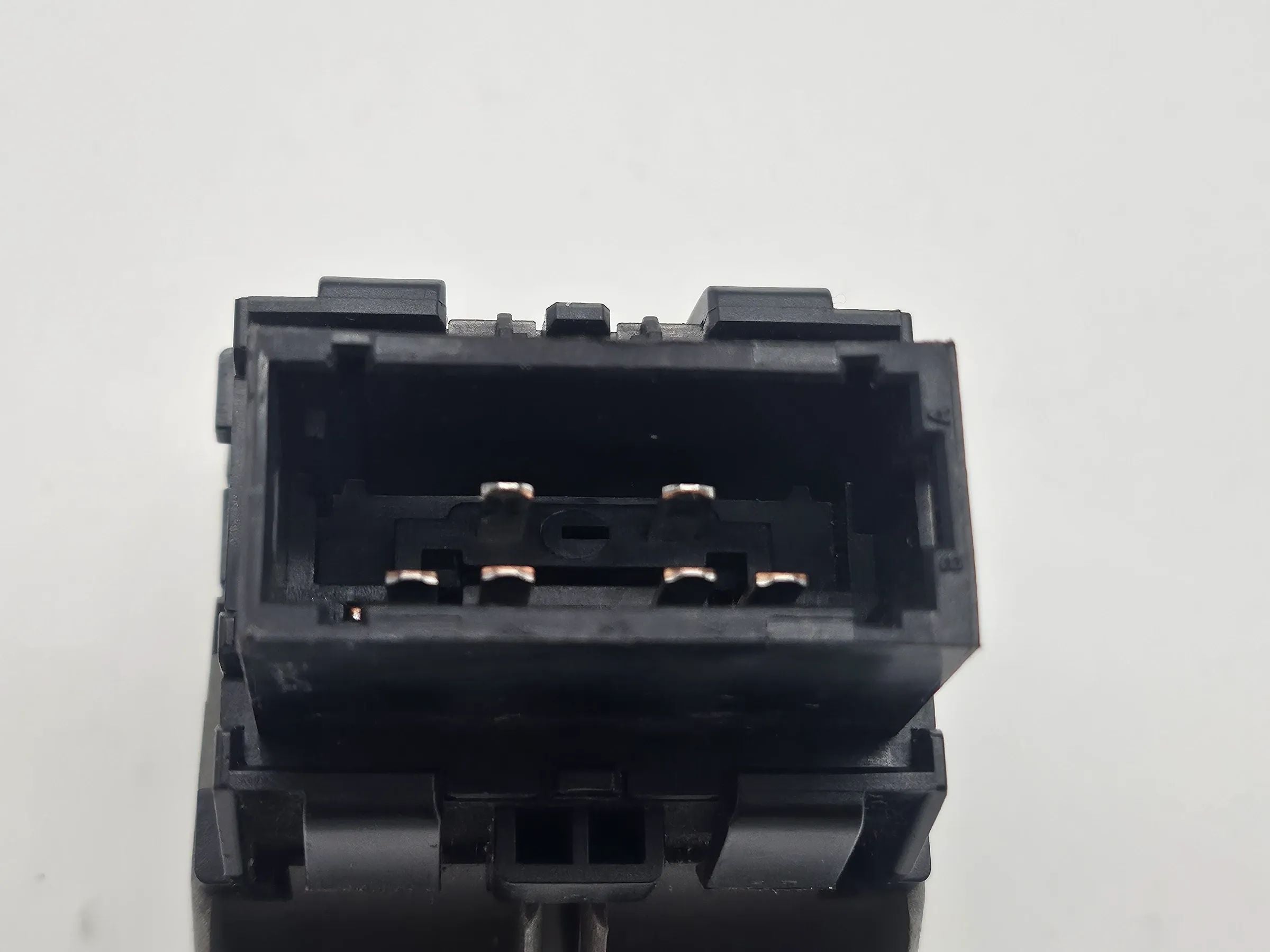 Renault Twingo I C06 Schalter für Nebelscheinwerfer  8200293606