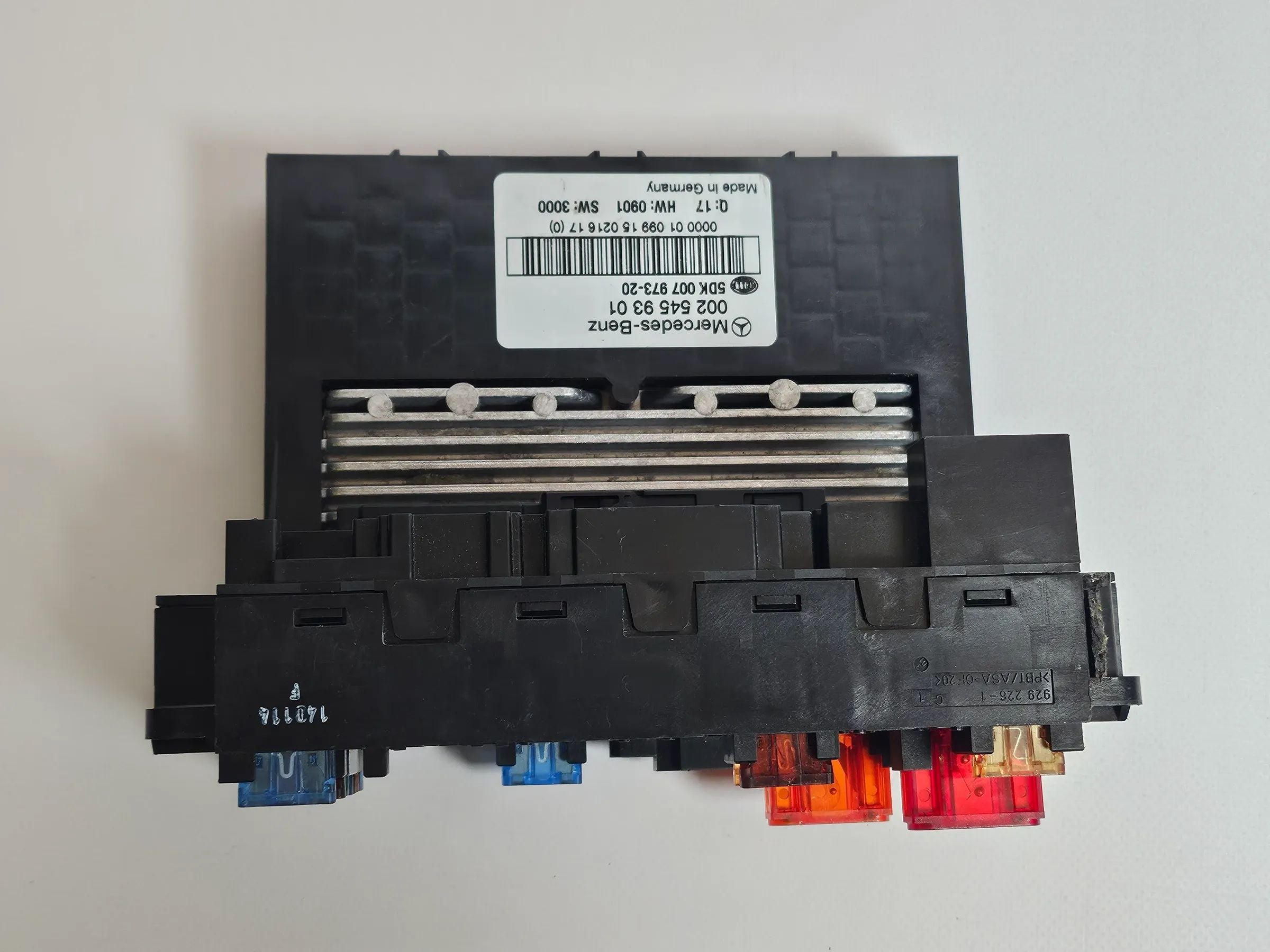 MERCEDES BENZ C-KLASSE W203 C180 Sicherungskasten SAM Modul HELLA 0025459301