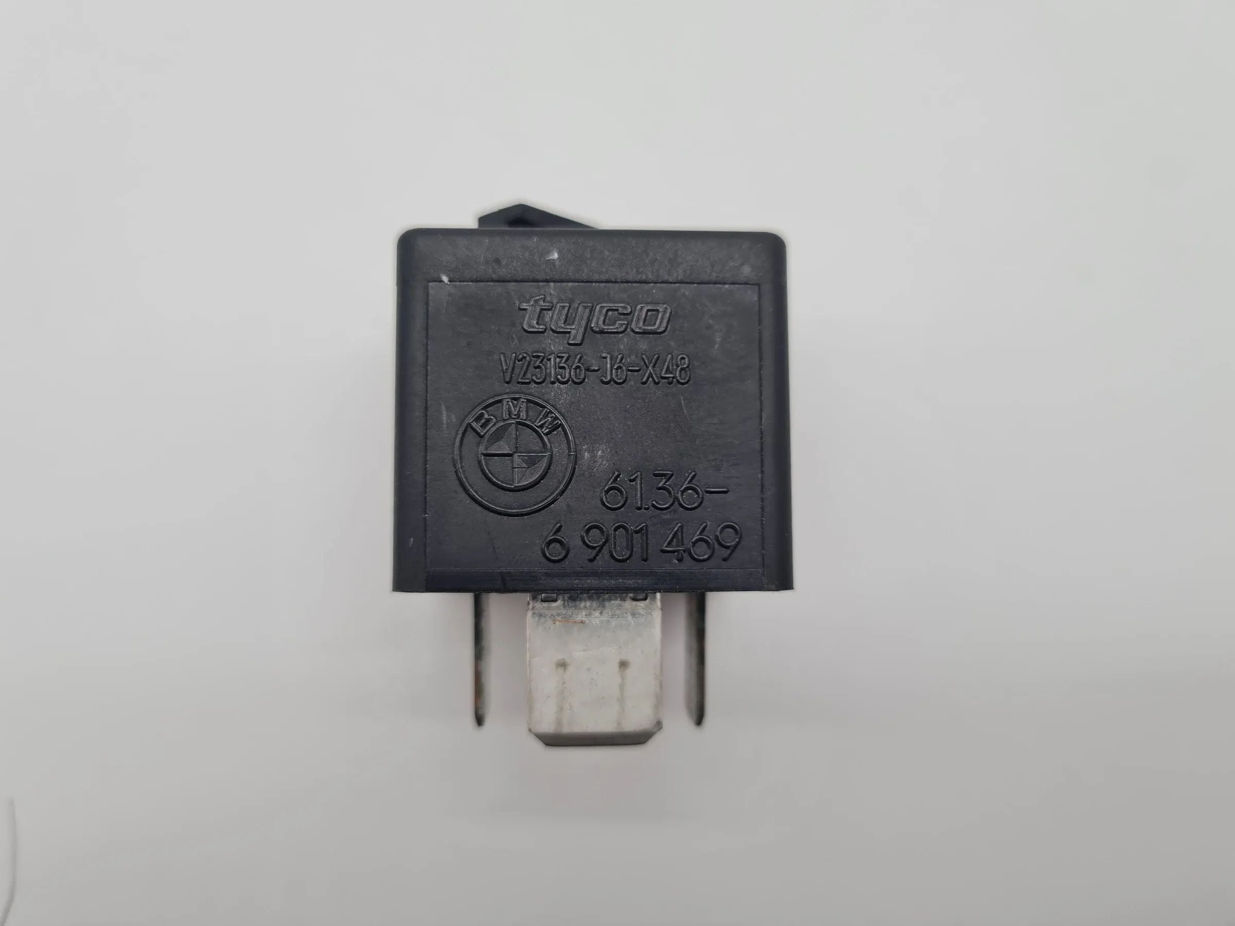 Original BMW 1er/2er/3er/5er/6er/X1/X2/X3/X5 Relais 61366901469