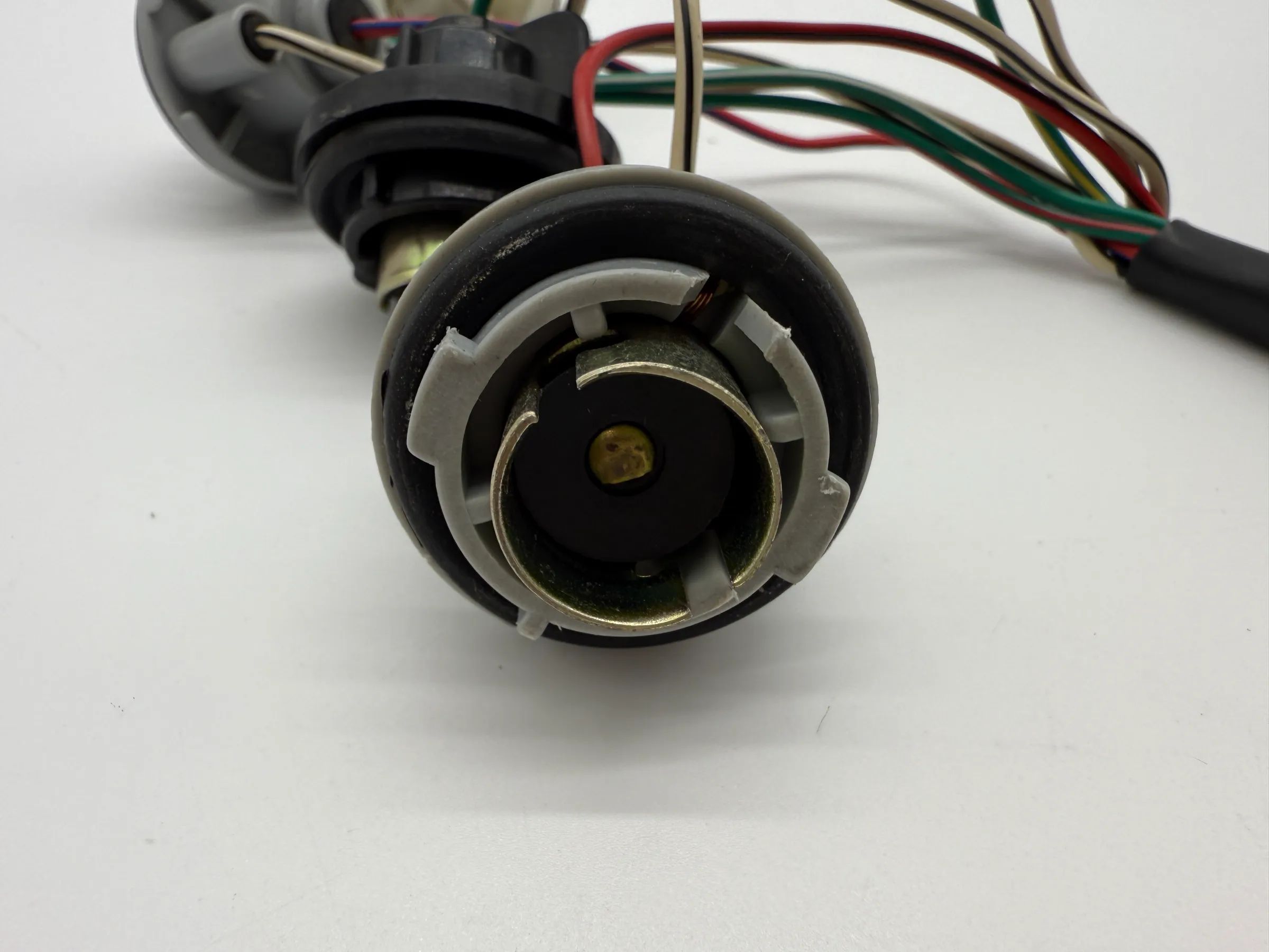 Original Opel Vectra G (T98) Lampenträger Rückleuchte / Rücklicht R./L. 60-1169B