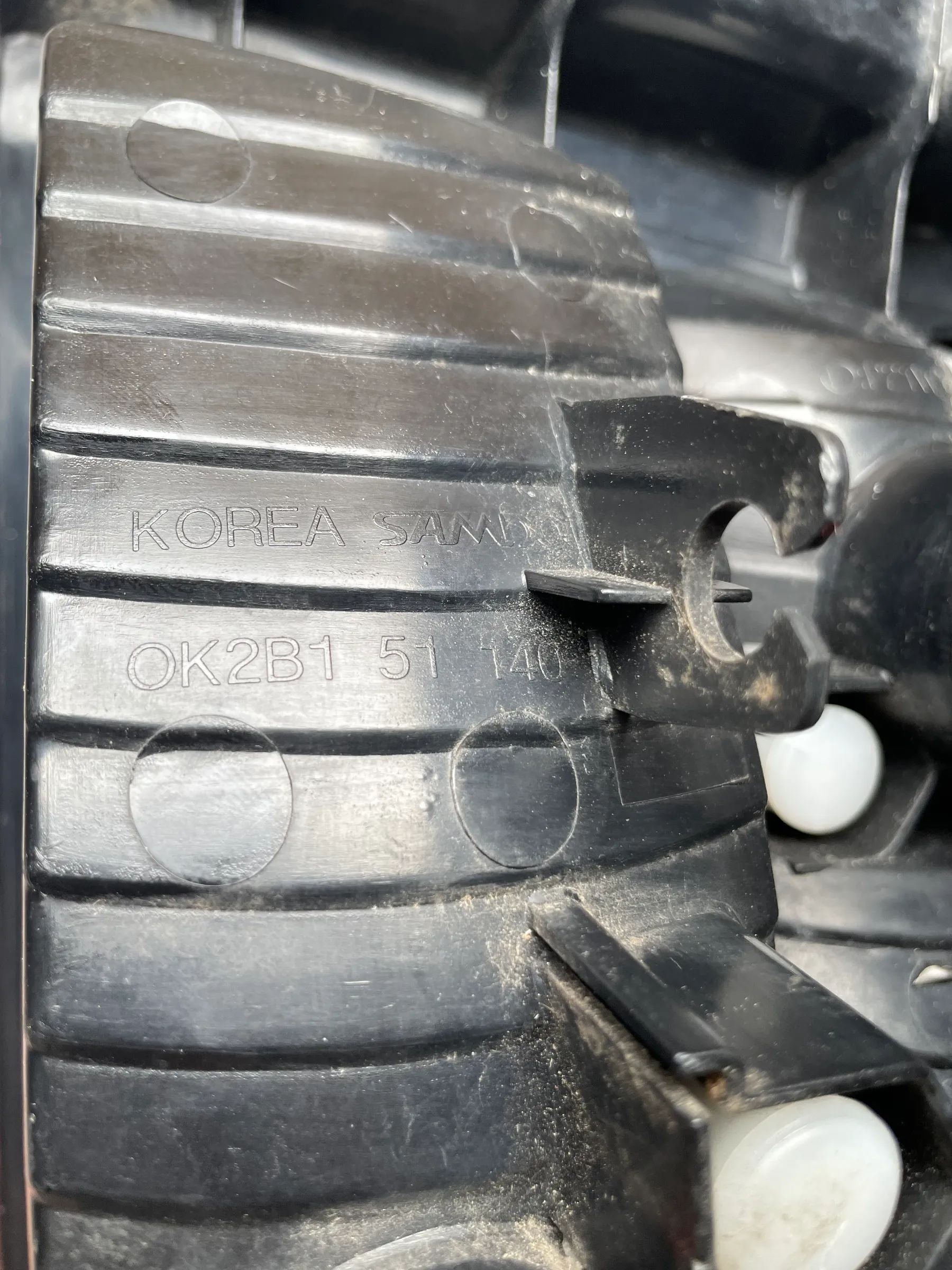 Original Kia Shuma (FB) Rückleuchte Rechts Hinten OK2B151140