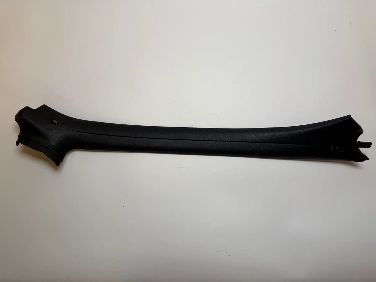 VW Golf 1E Cabrio 2000 SET A-pillar trim right 1E0867234 