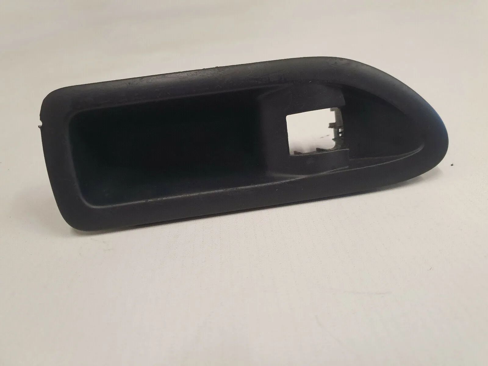 Interrupteur de lève-vitre arrière droit Renault Laguna II avec cadre 8200016014 K34

