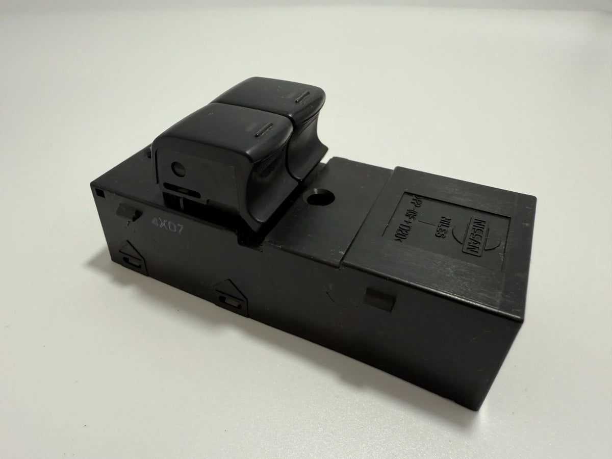 Original Botão Interruptor Elevador de Vidro Nissan Micra III 25401-AX600