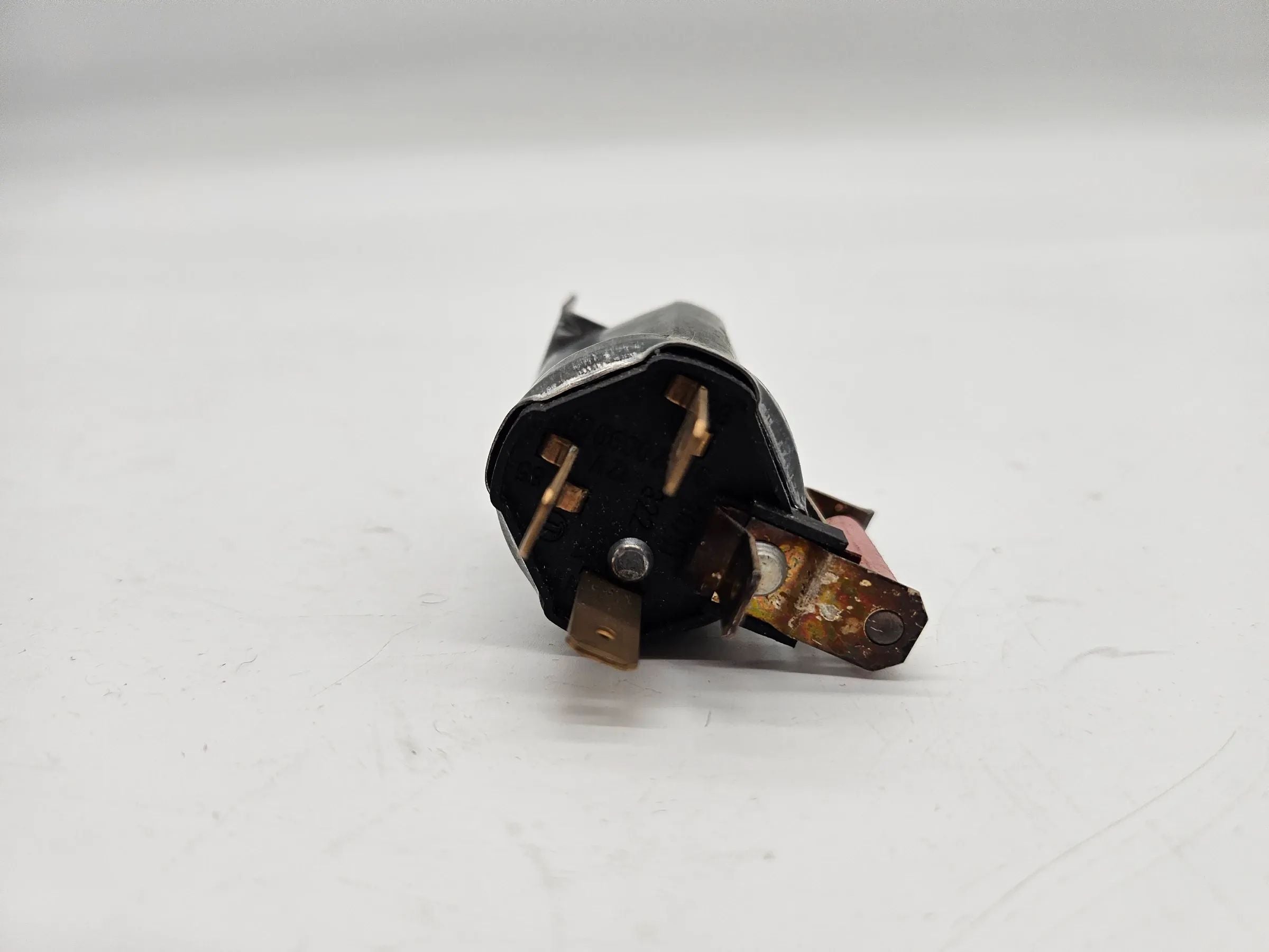 originales Bosch Relais 12 Volt Oldtimer 0332009001