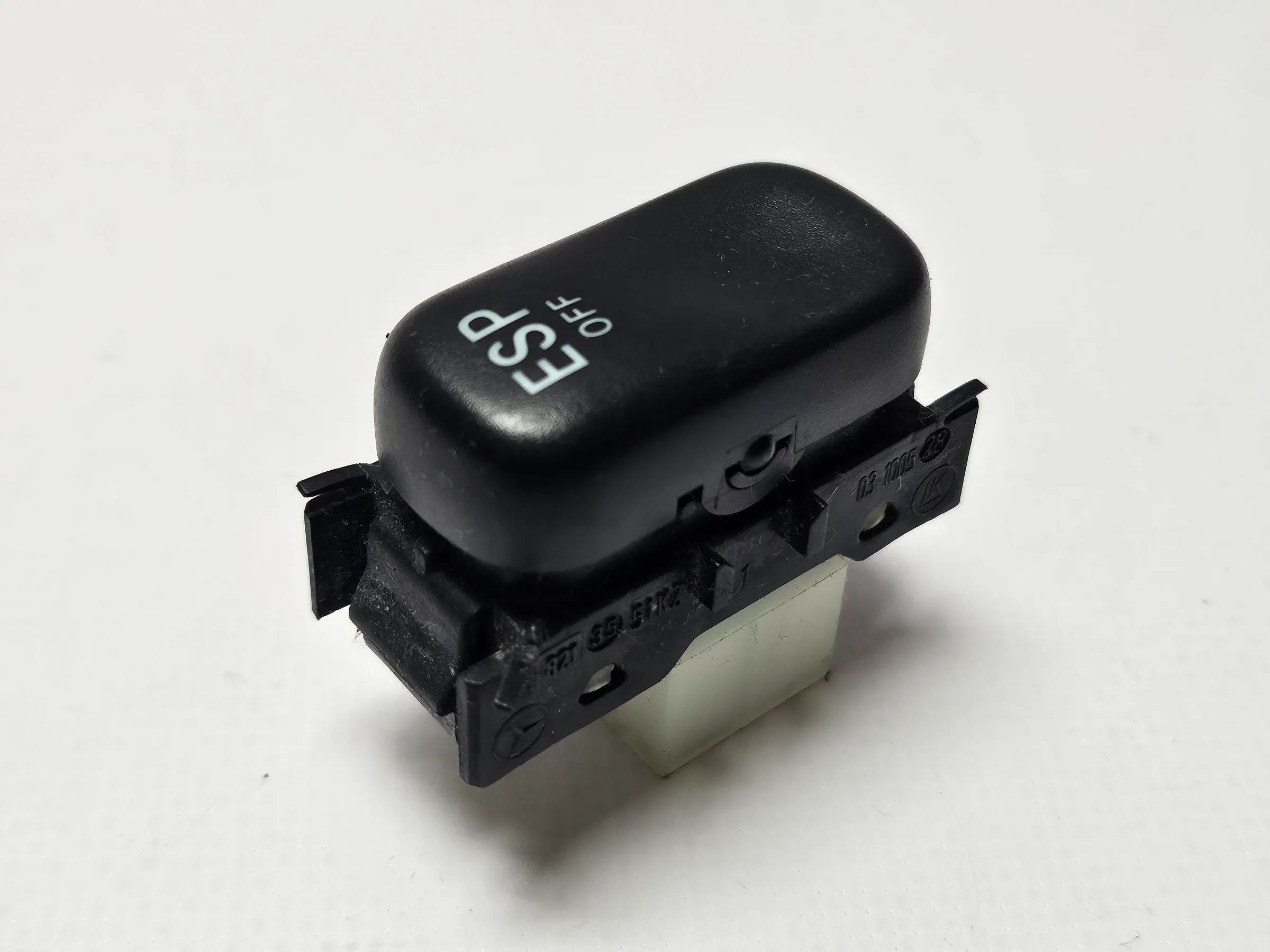 Original Mercedes W210 W208 W202 Interruptor ESP 2108213551 KZ