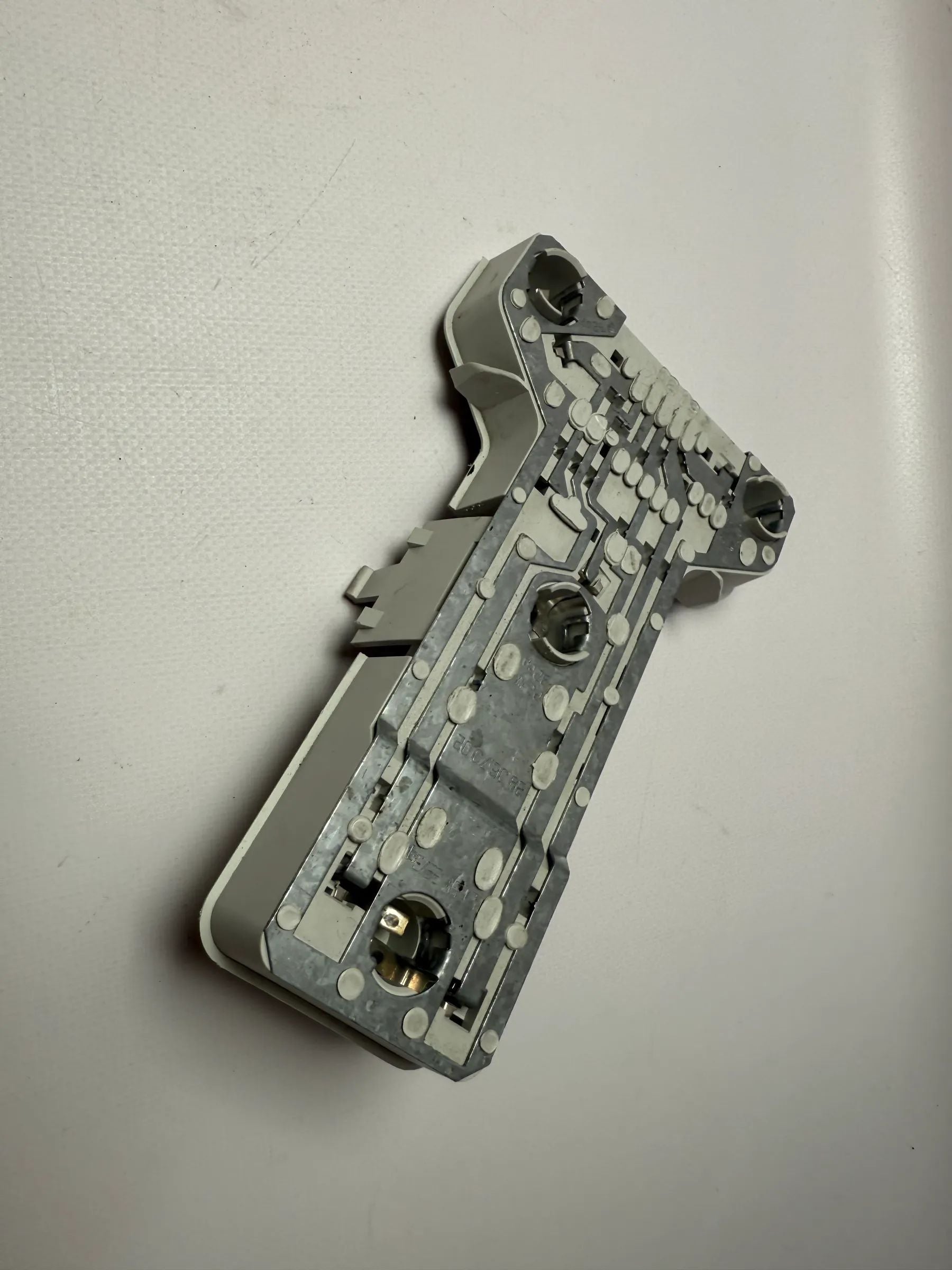 Original VW PASSAT lamp holder left 29067002